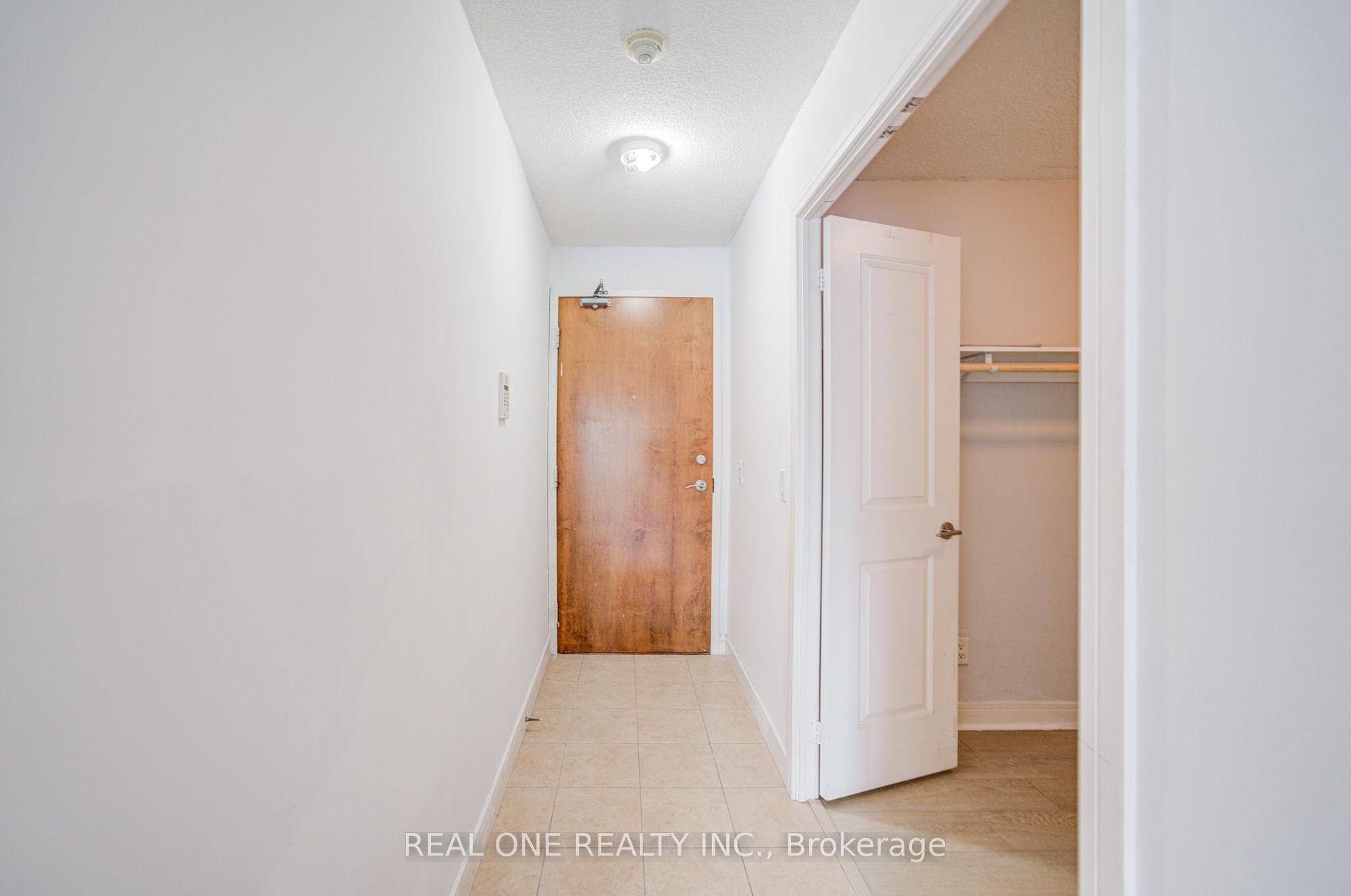 C12455838 Property Photo 9