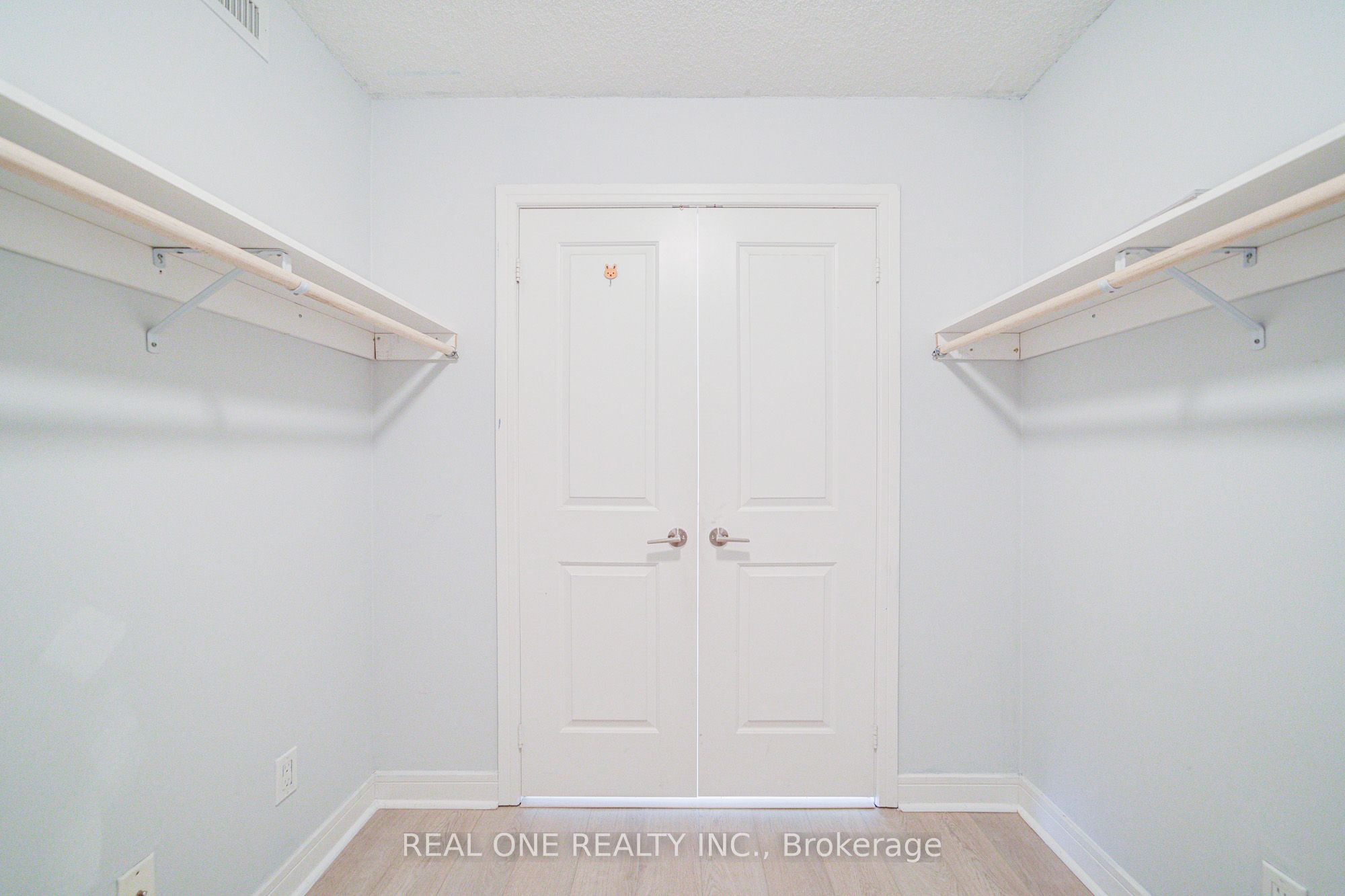 C12455838 Property Photo 14