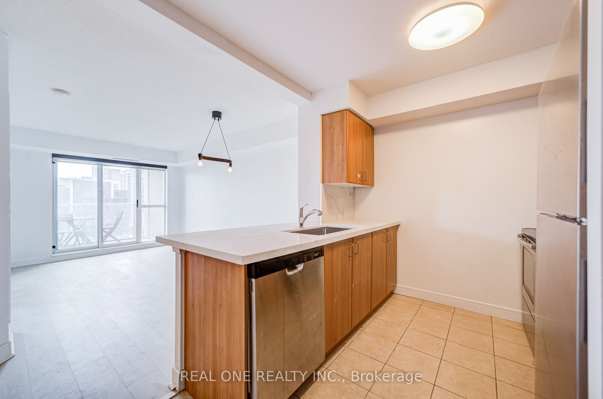 C12455838 Property Photo 16