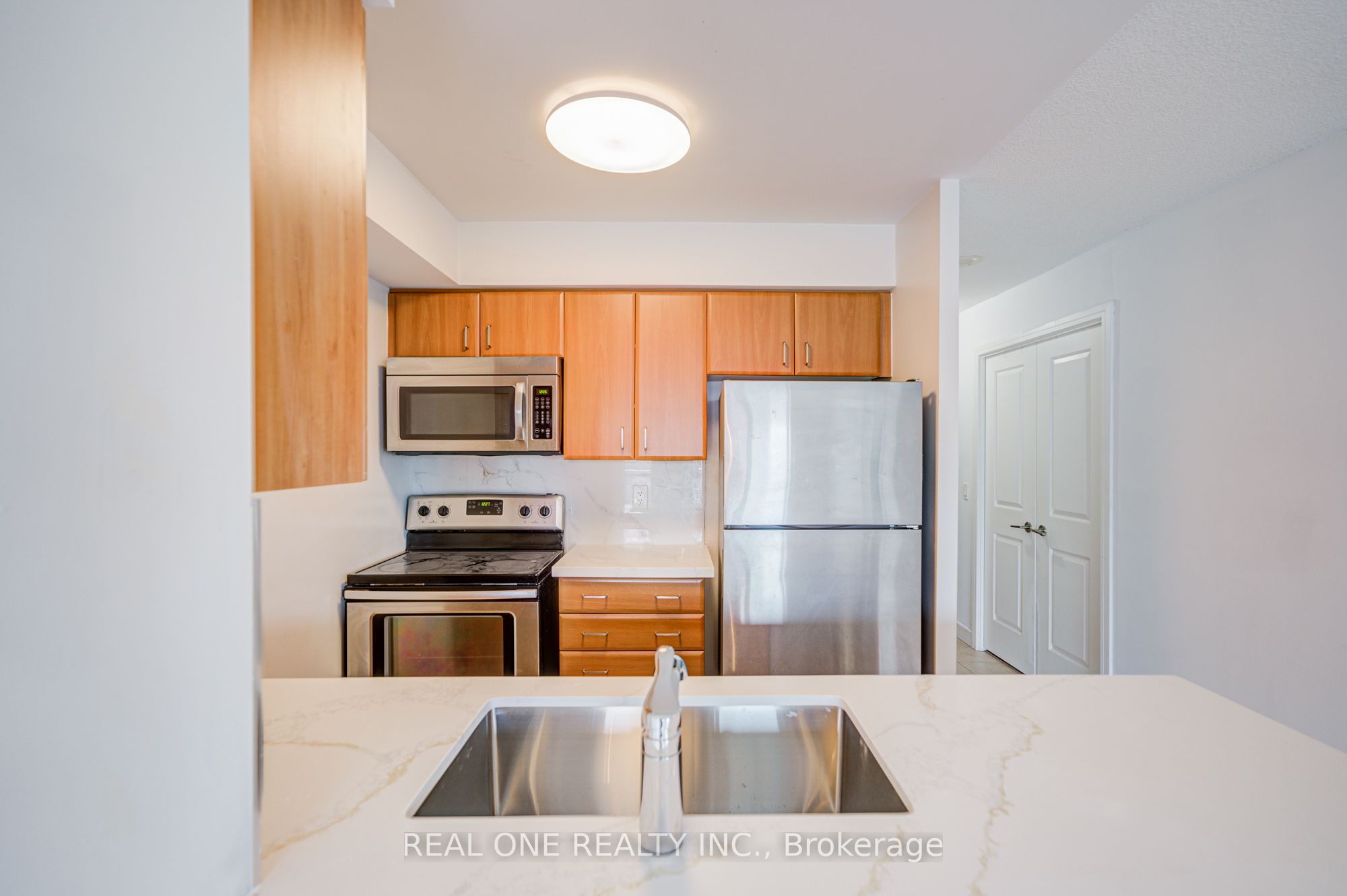 C12455838 Property Photo 18