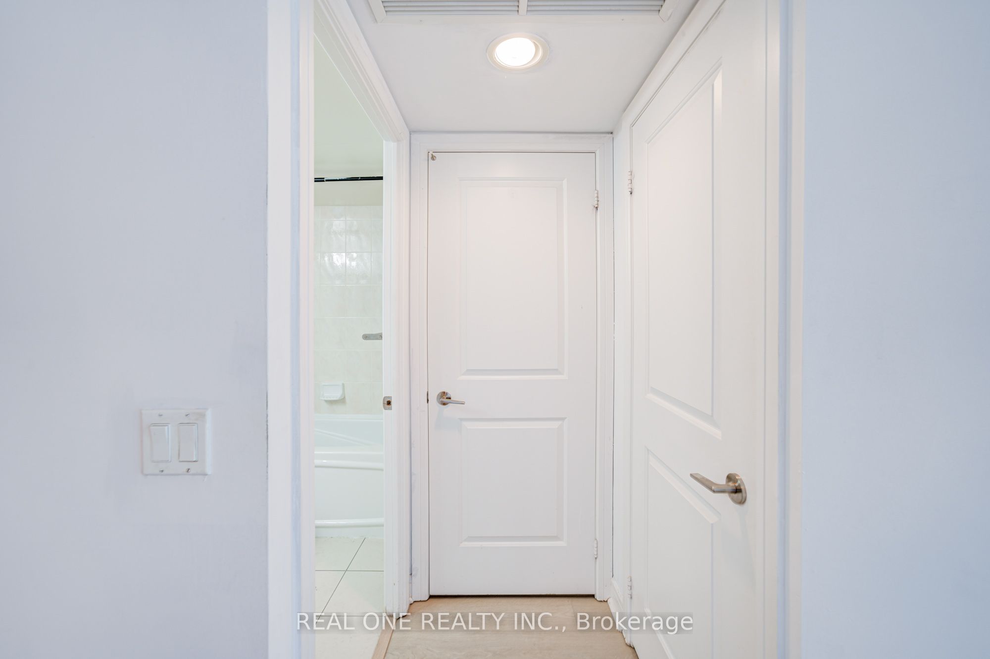 C12455838 Property Photo 27