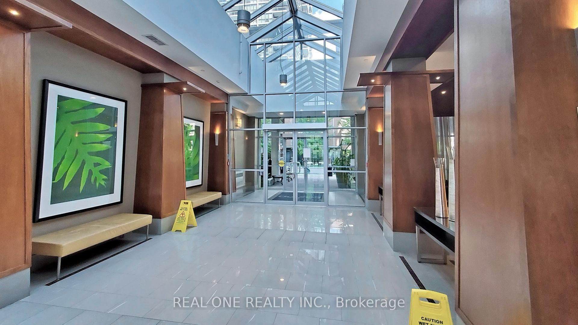 C12455838 Property Photo 44