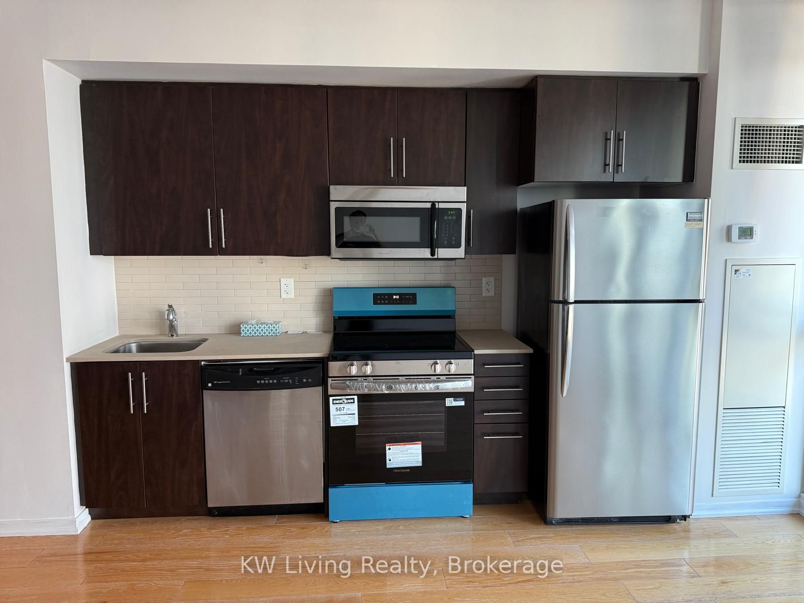 65 Bremner Boulevard 3506 Property Photo 2