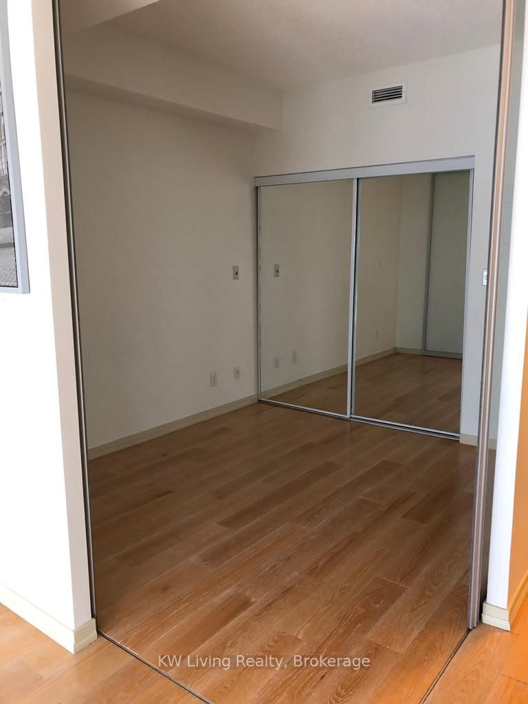 65 Bremner Boulevard 3506 Property Photo 6