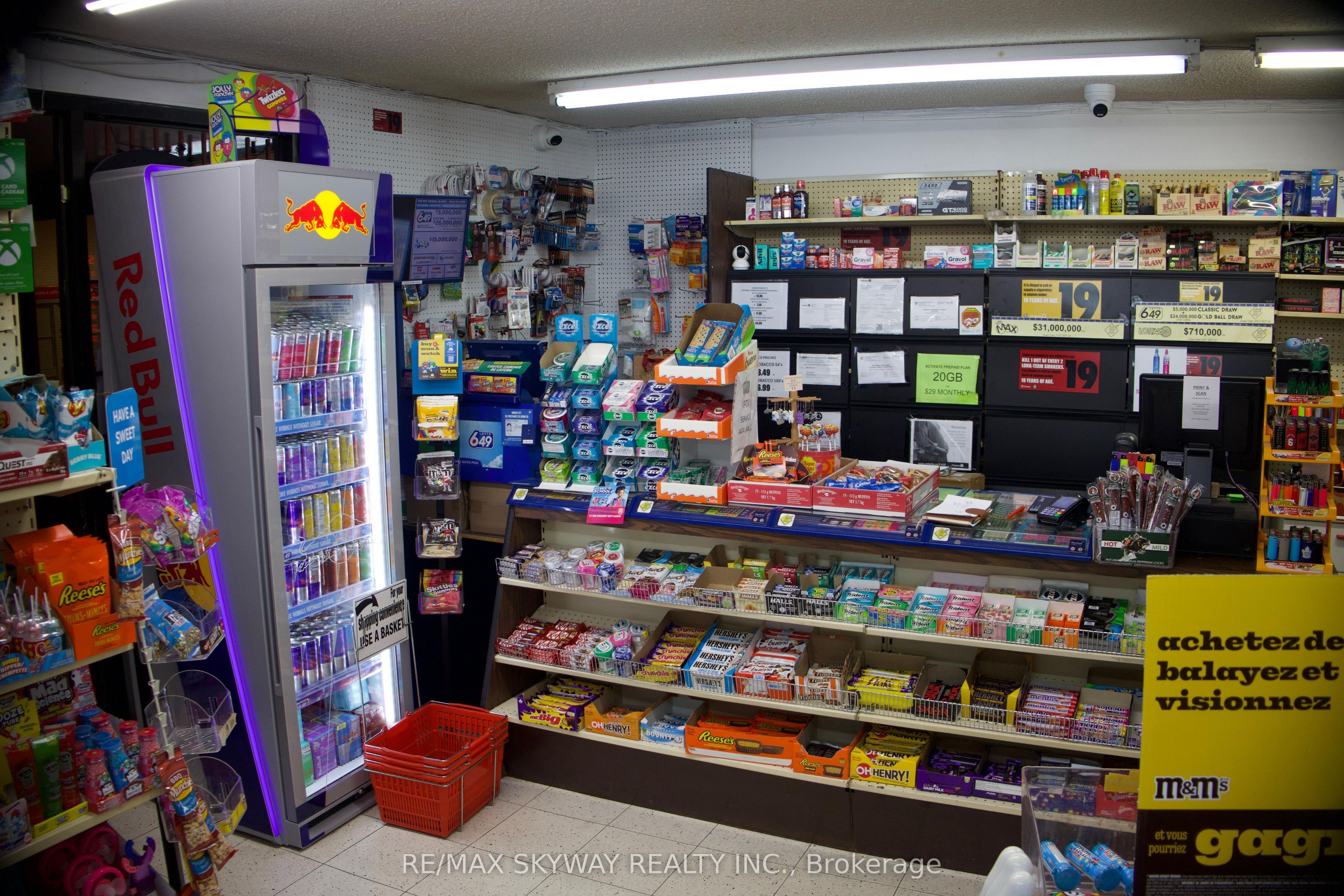 5 Old Sheppard Avenue 108 Property Photo 7