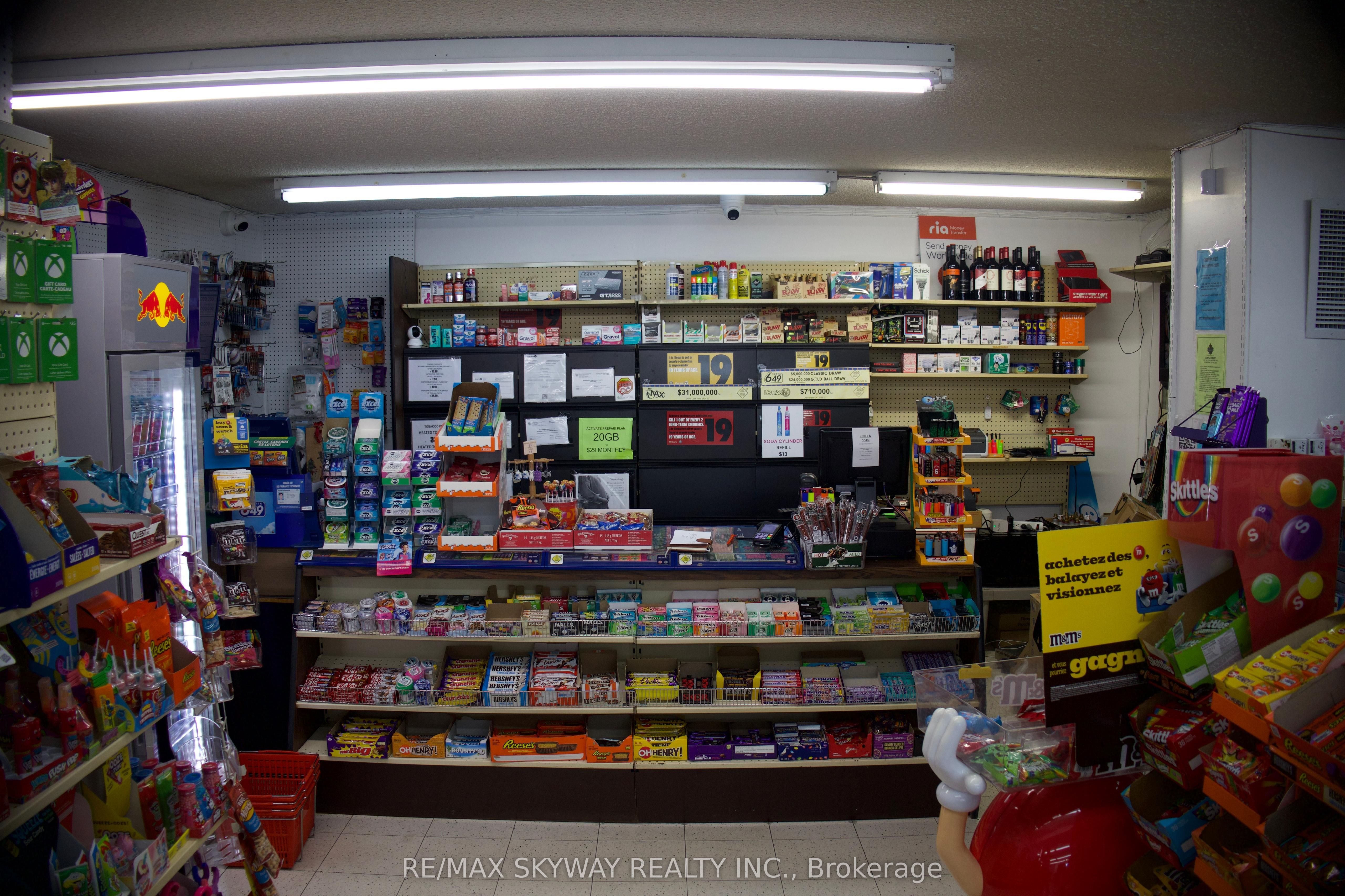 5 Old Sheppard Avenue 108 Property Photo 10