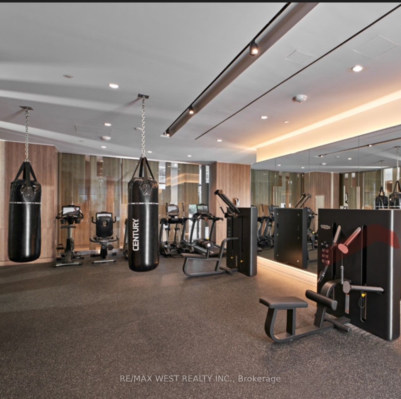 576 Front Street W 313 Property Photo 11