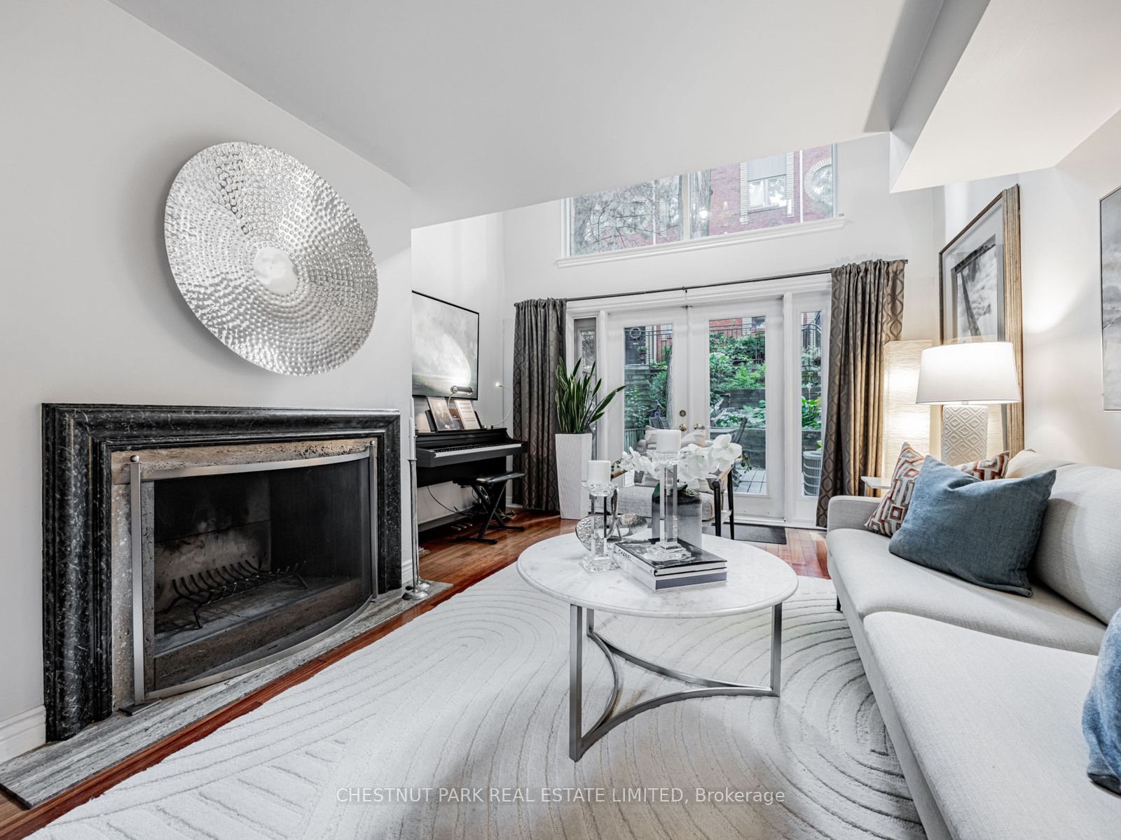 280 Sherbourne Street 4 Property Photo 1