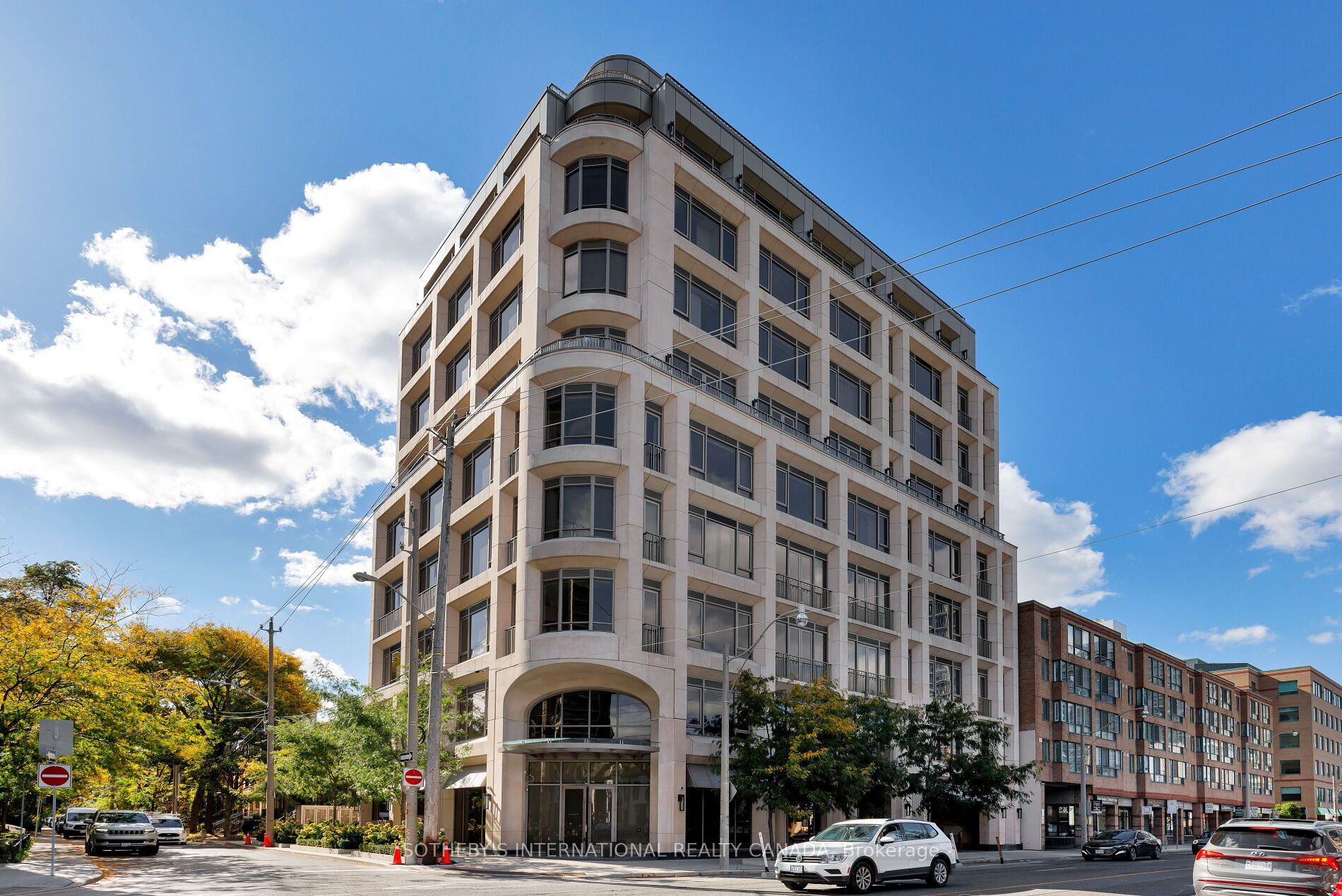 128 Hazelton Avenue 301 Property Photo 2