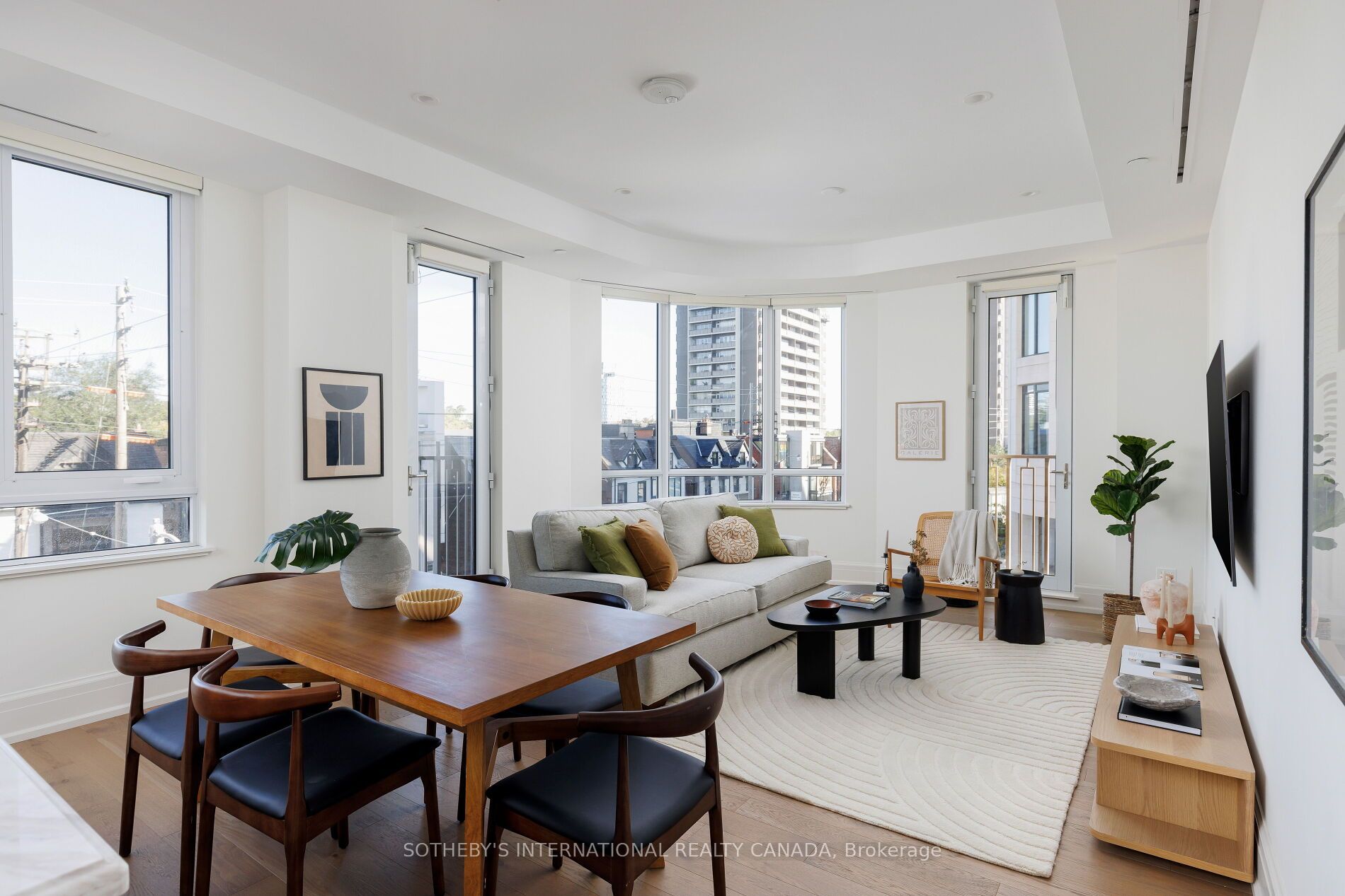 128 Hazelton Avenue 301 Property Photo 7