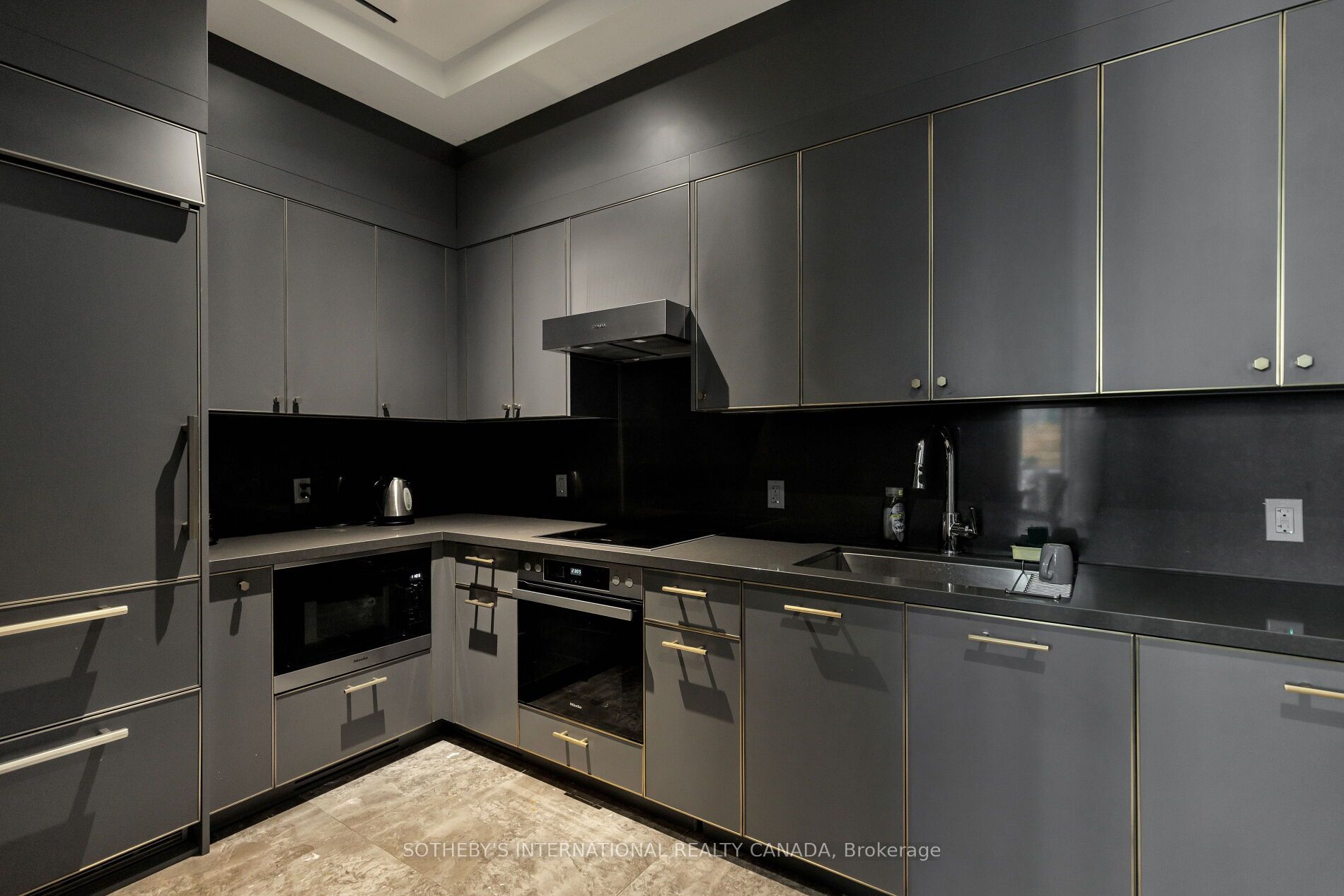 128 Hazelton Avenue 301 Property Photo 39