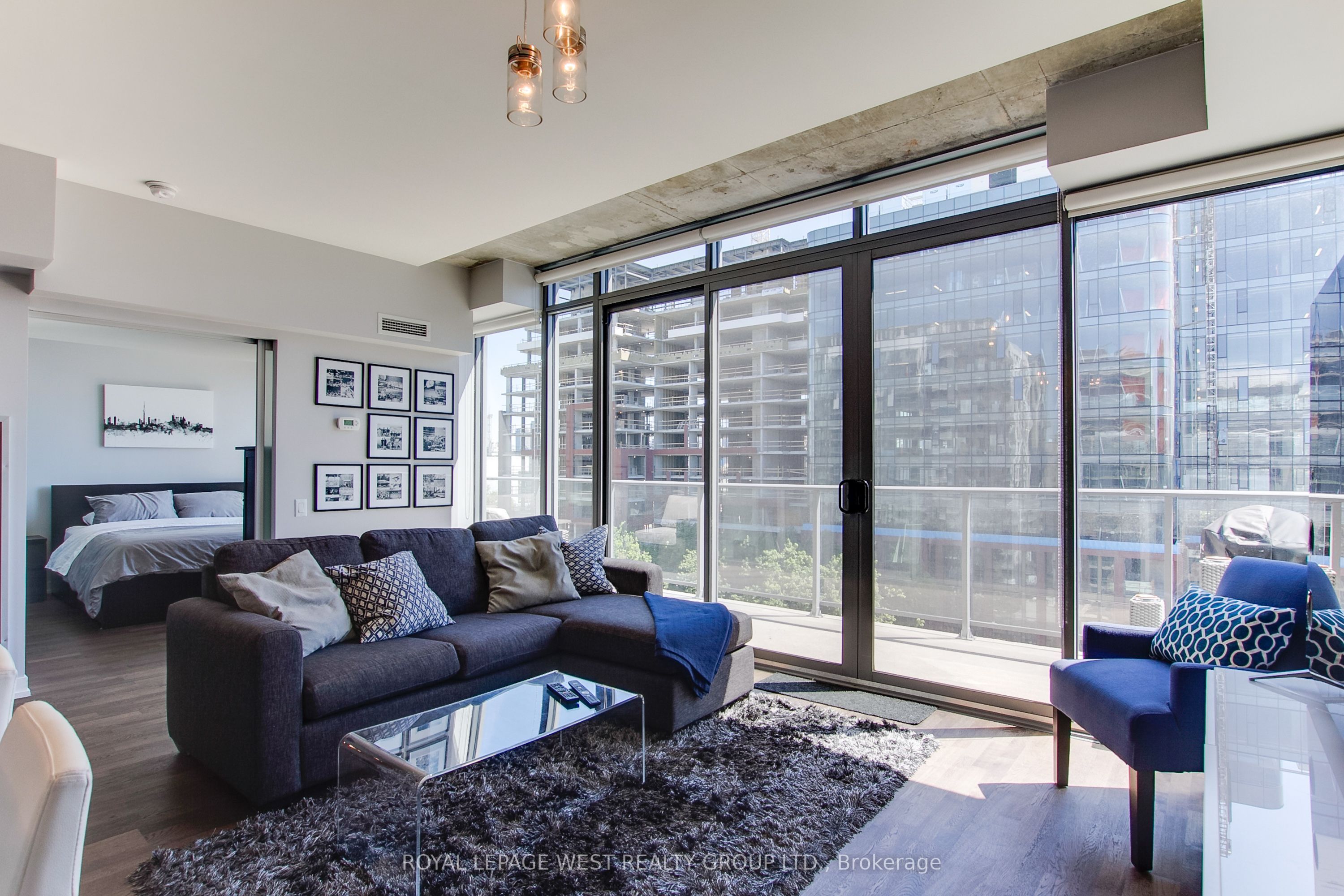 650 King Street W 907 Property Photo 10