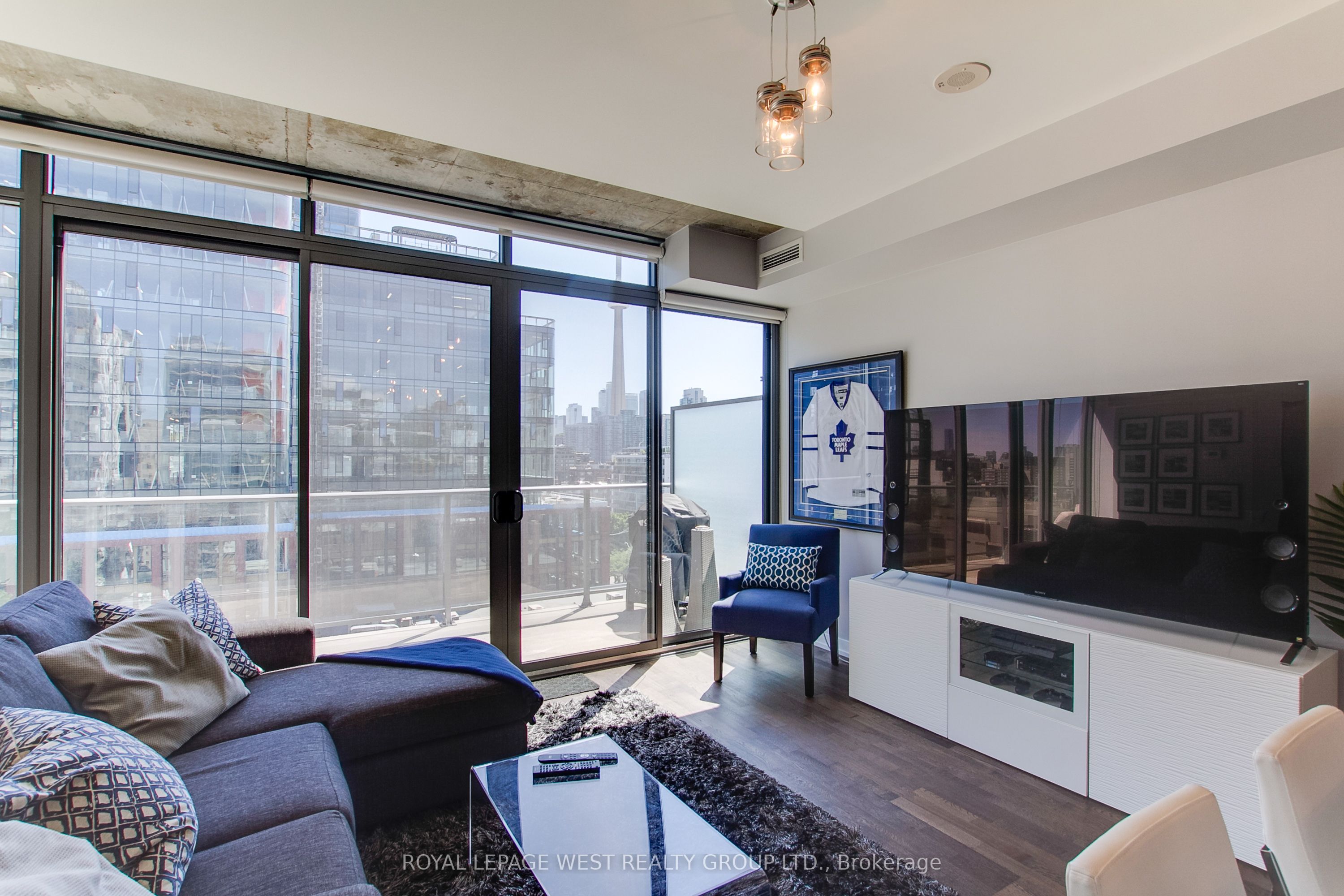 650 King Street W 907 Property Photo 16