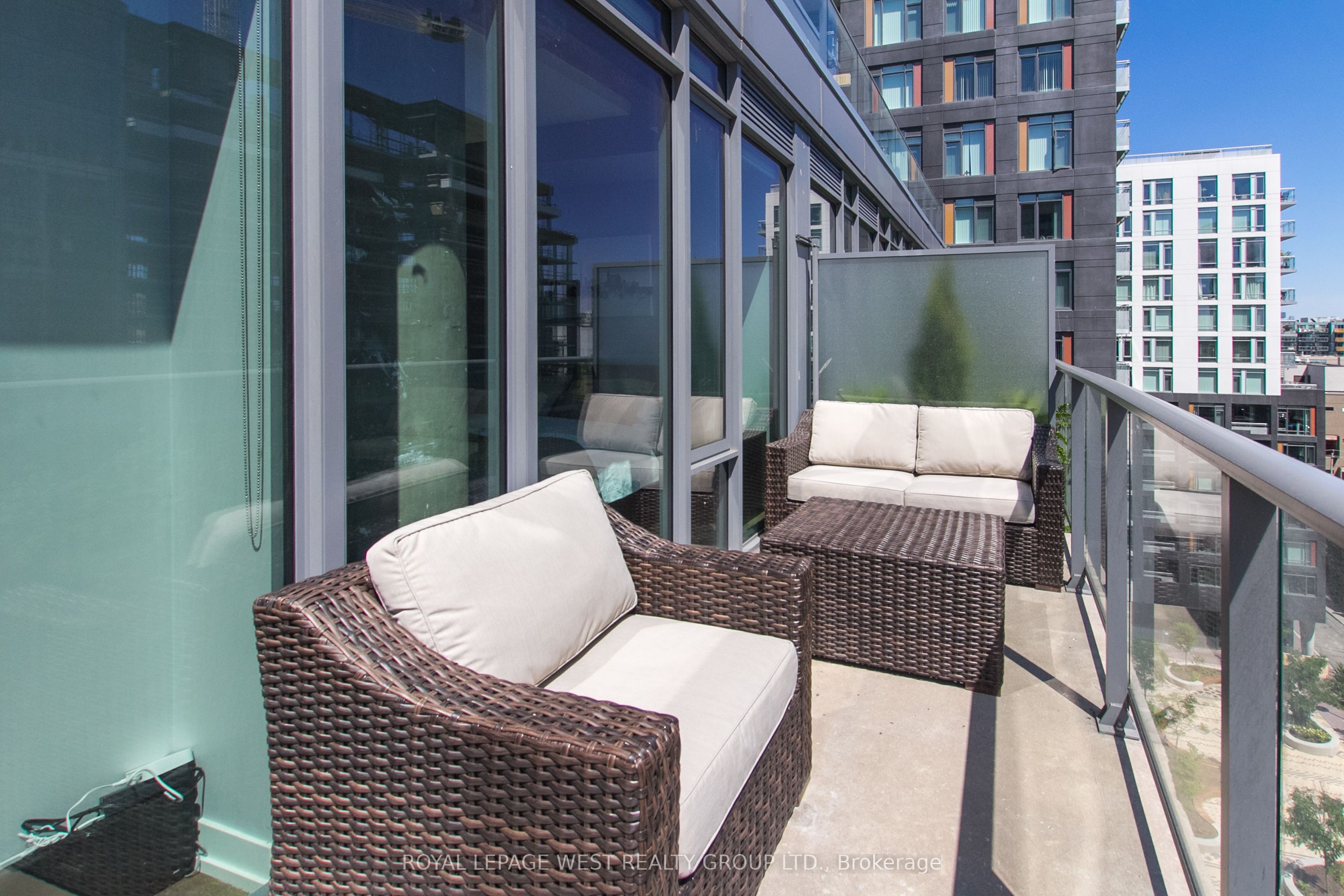 650 King Street W 907 Property Photo 18