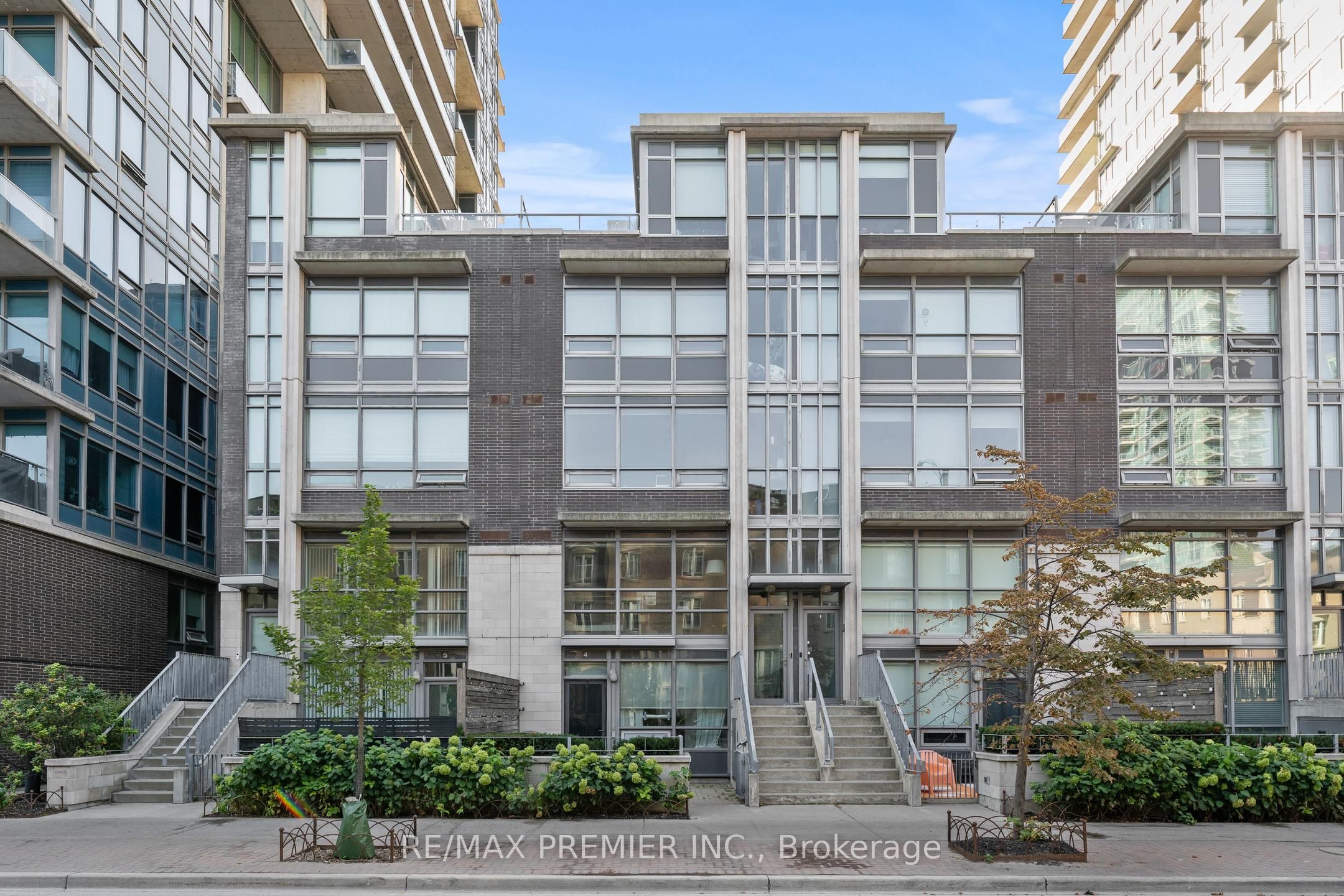 57 East Liberty Street TH13 Property Photo 1