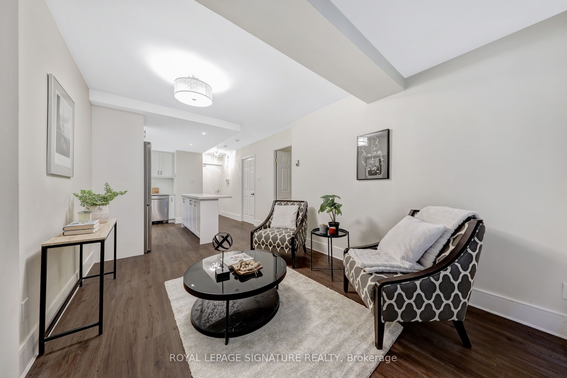 88 Charles Street E 310 Property Photo 2