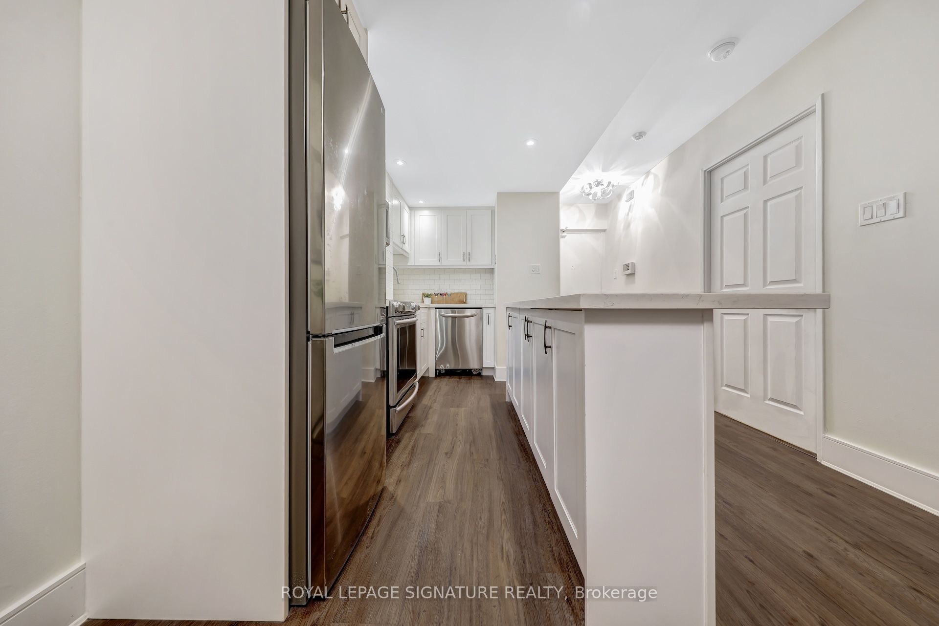 88 Charles Street E 310 Property Photo 7