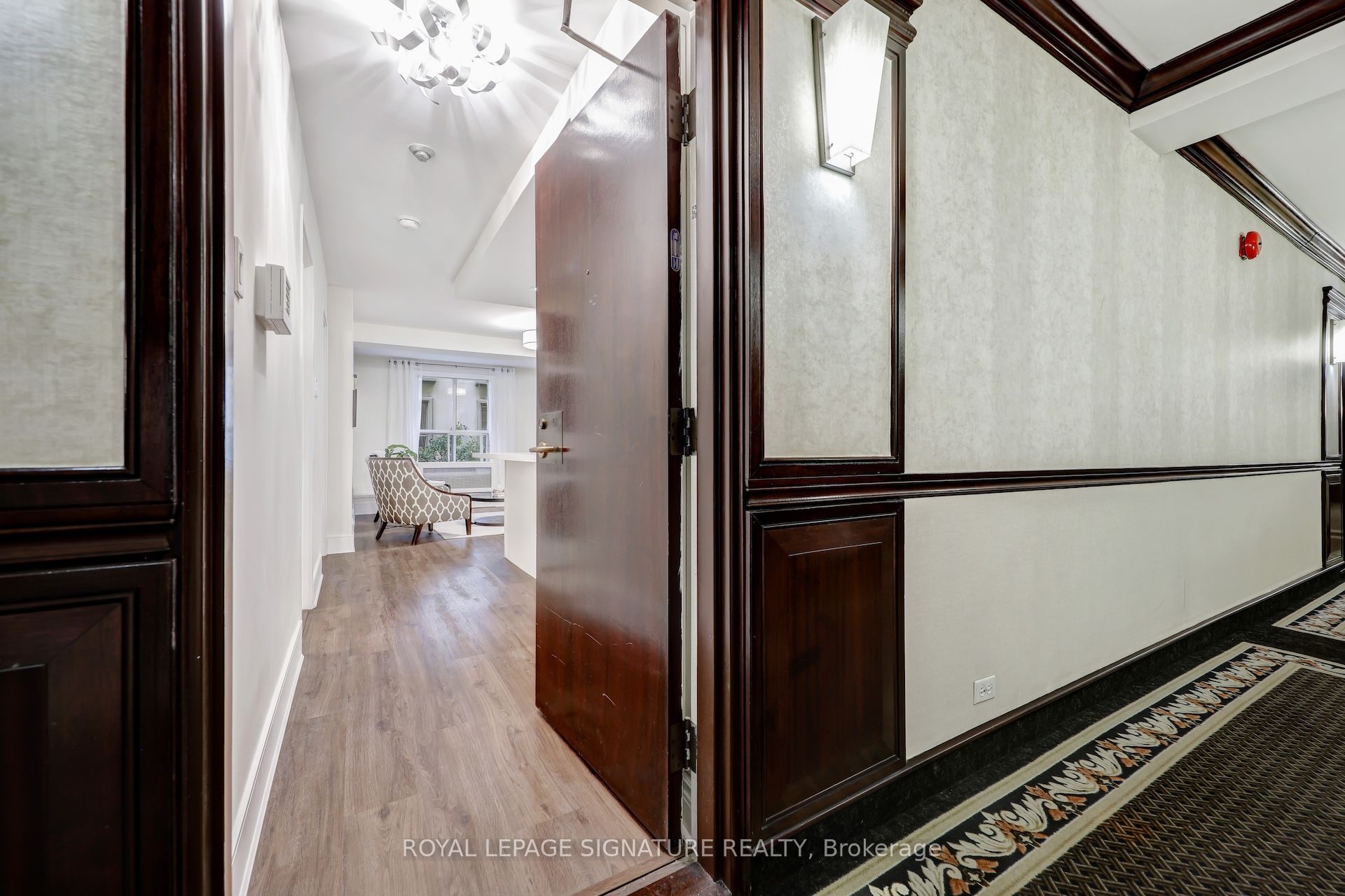 88 Charles Street E 310 Property Photo 11