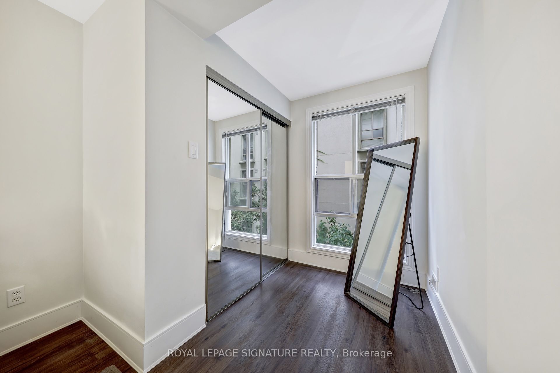 88 Charles Street E 310 Property Photo 19