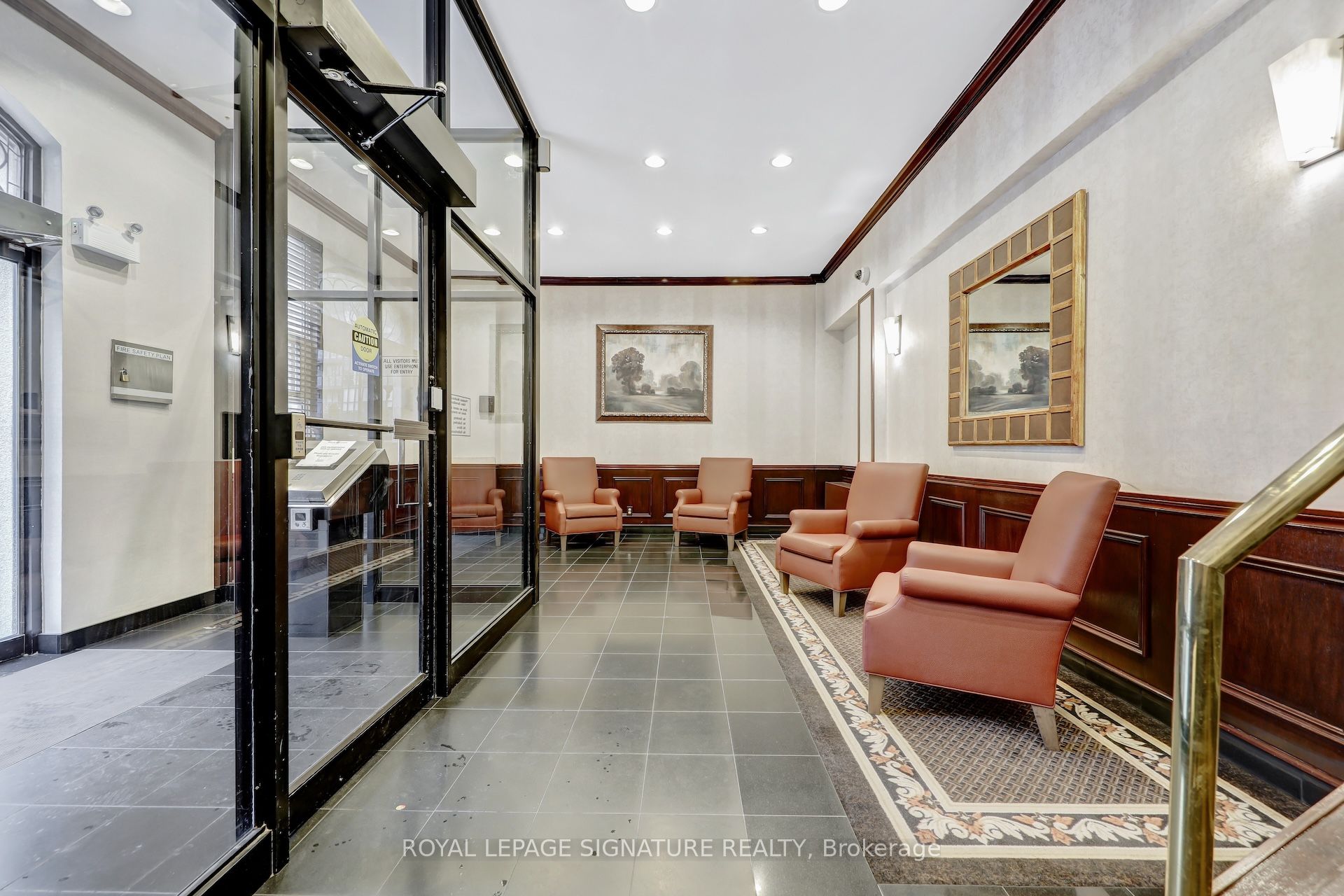 88 Charles Street E 310 Property Photo 32