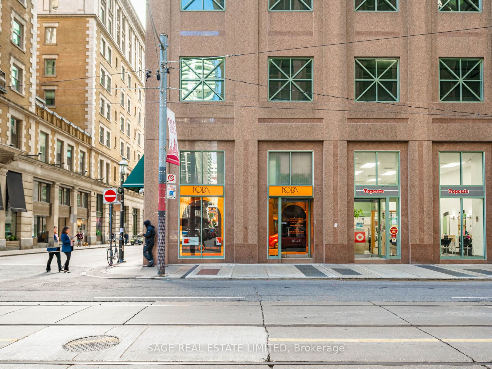 11 King Street E Property Photo 1