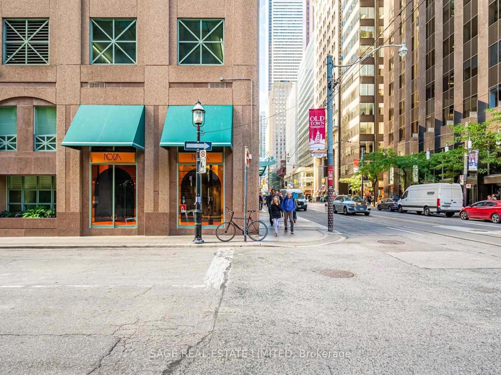 11 King Street E Property Photo 3