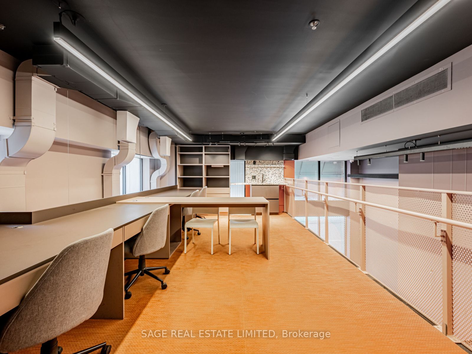 11 King Street E Property Photo 18