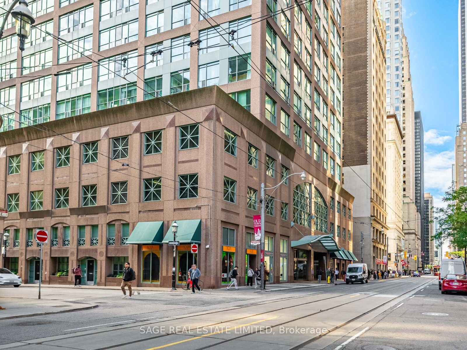 11 King Street E Property Photo 23