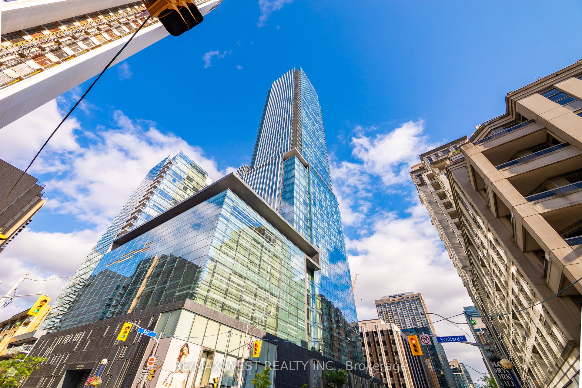 1300 Bay Street Property Photo 35