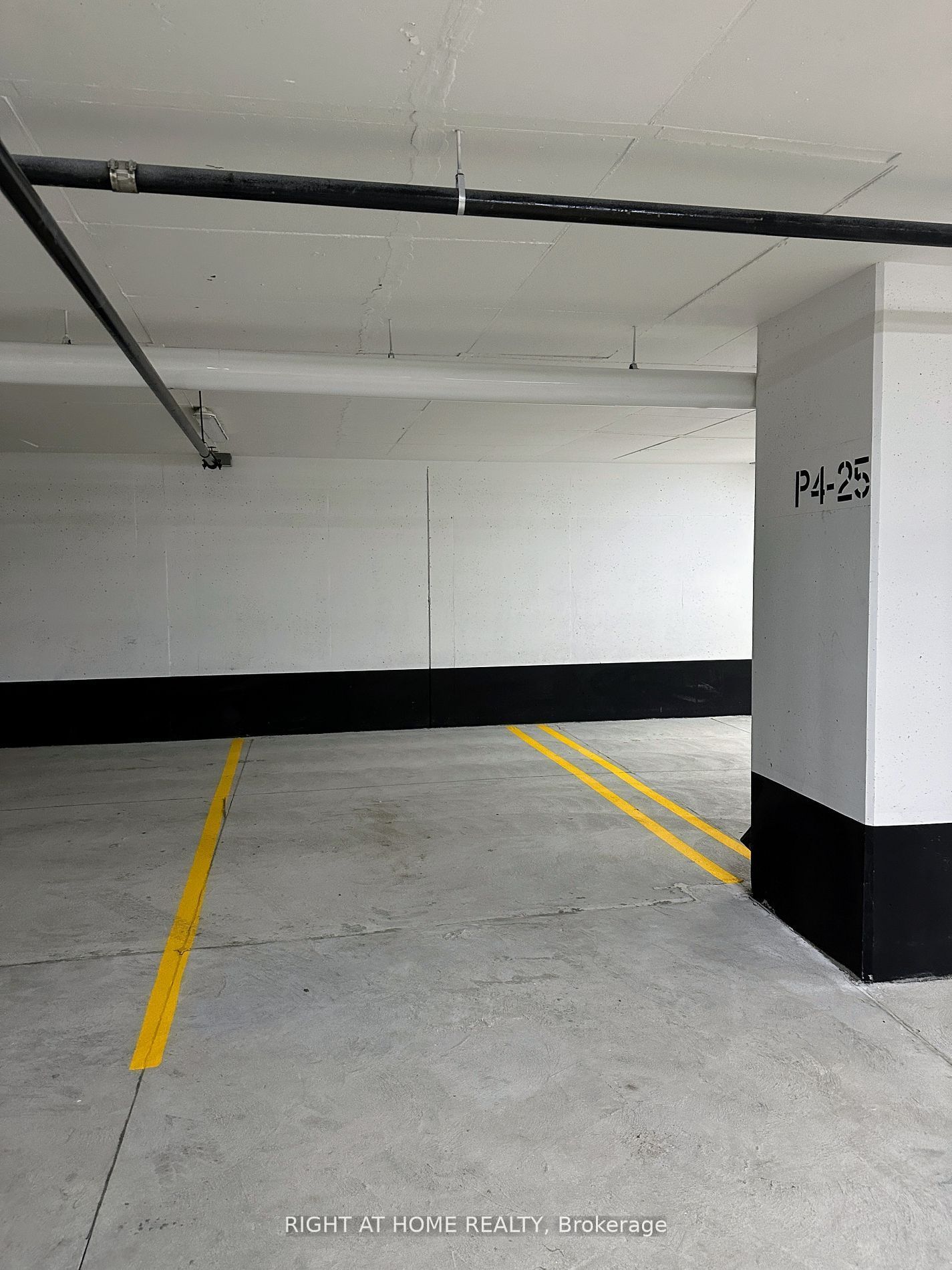 5 Defries Street S 710 Property Photo 16