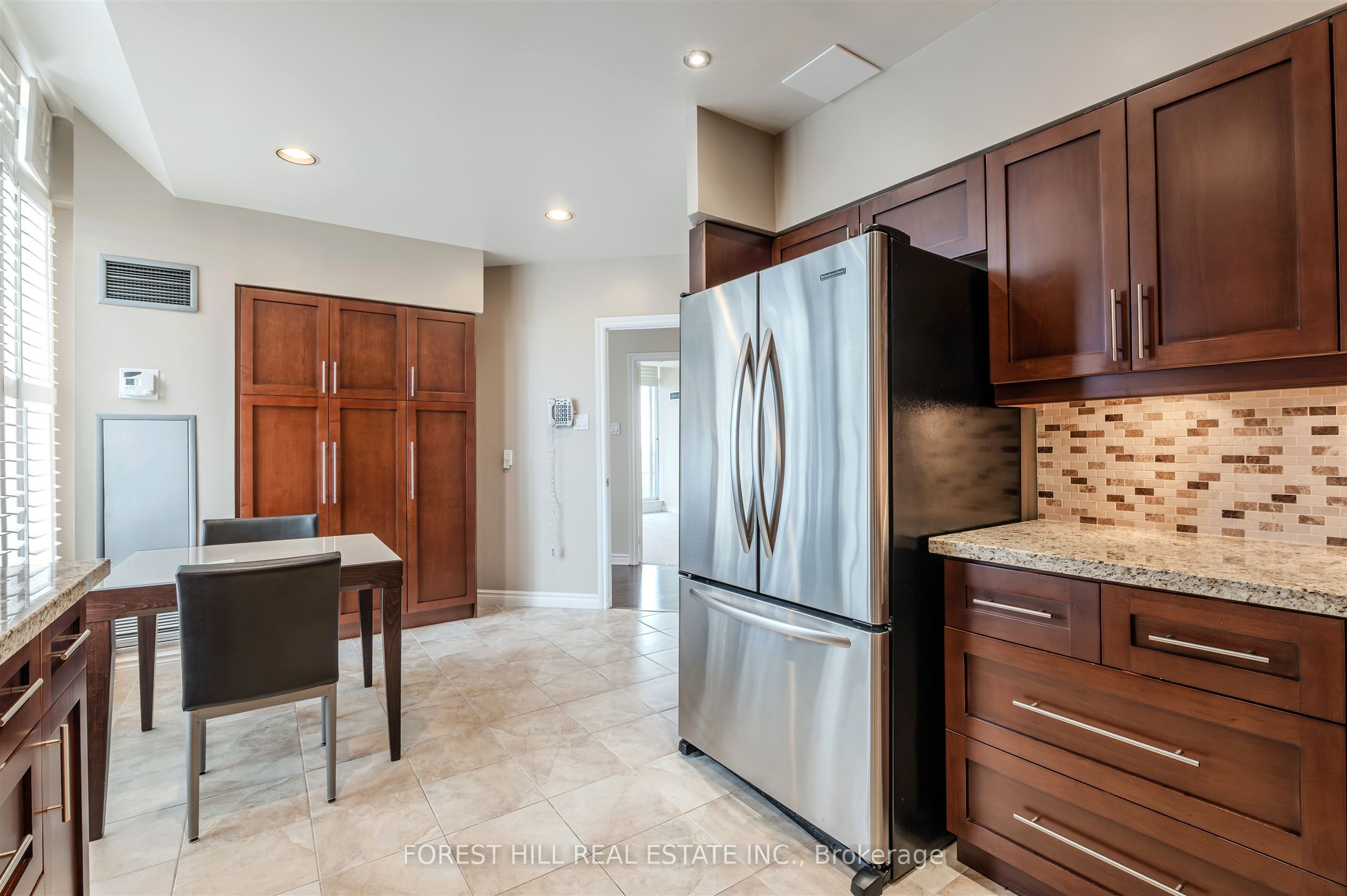 1131 Se Steeles Avenue W Ph103 Property Photo 17