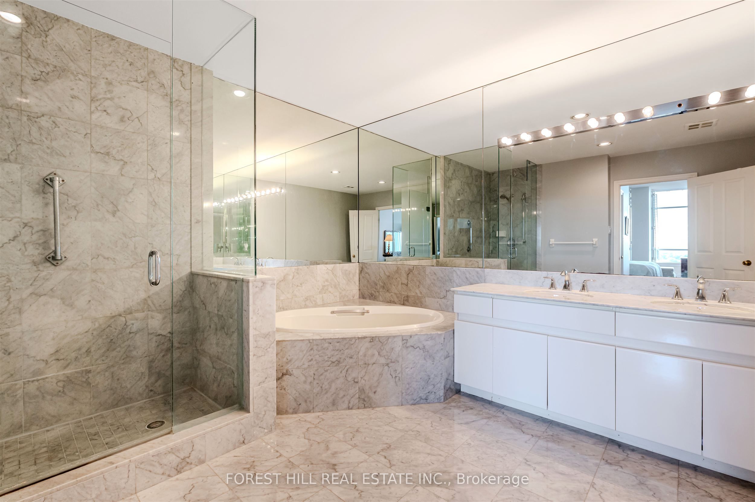 1131 Se Steeles Avenue W Ph103 Property Photo 24