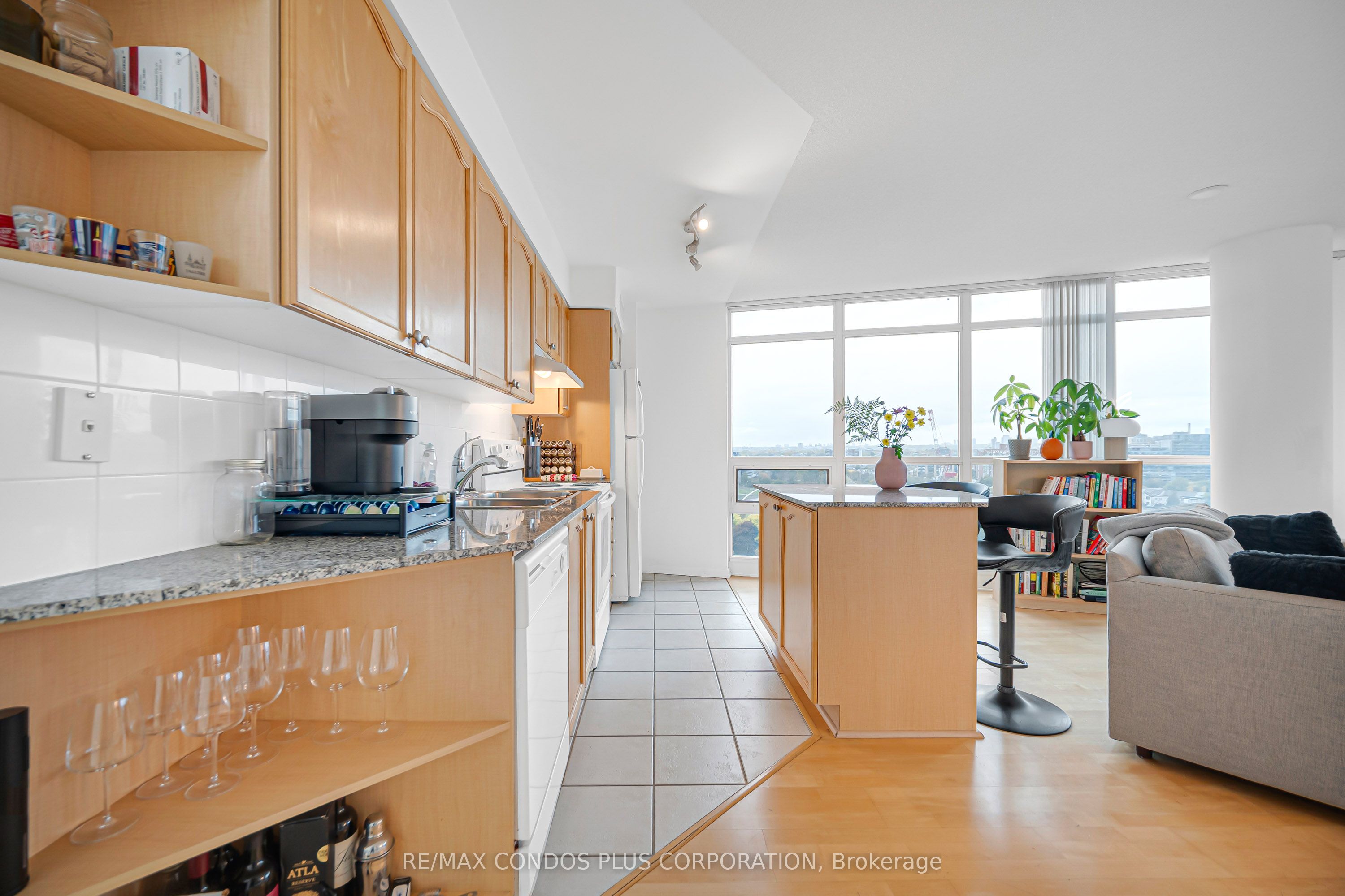 231 Fort York Boulevard 1609 Property Photo 10