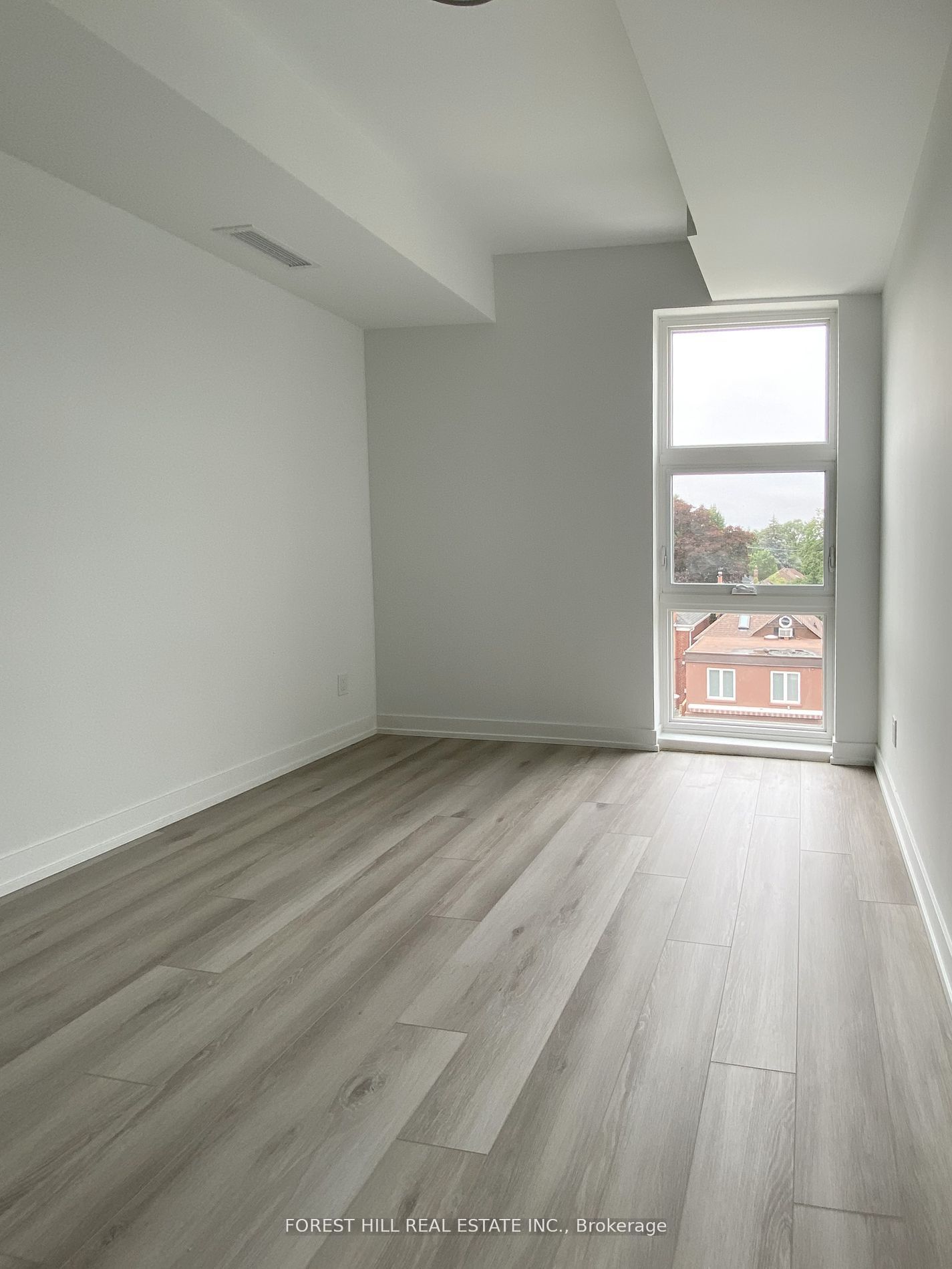 2000 Bathurst Street 409 Property Photo 10