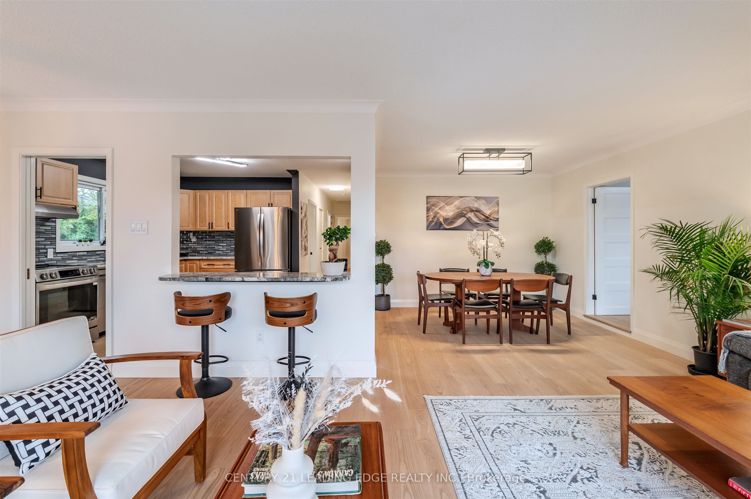 112 Wyndcliff Crescent Property Photo 9