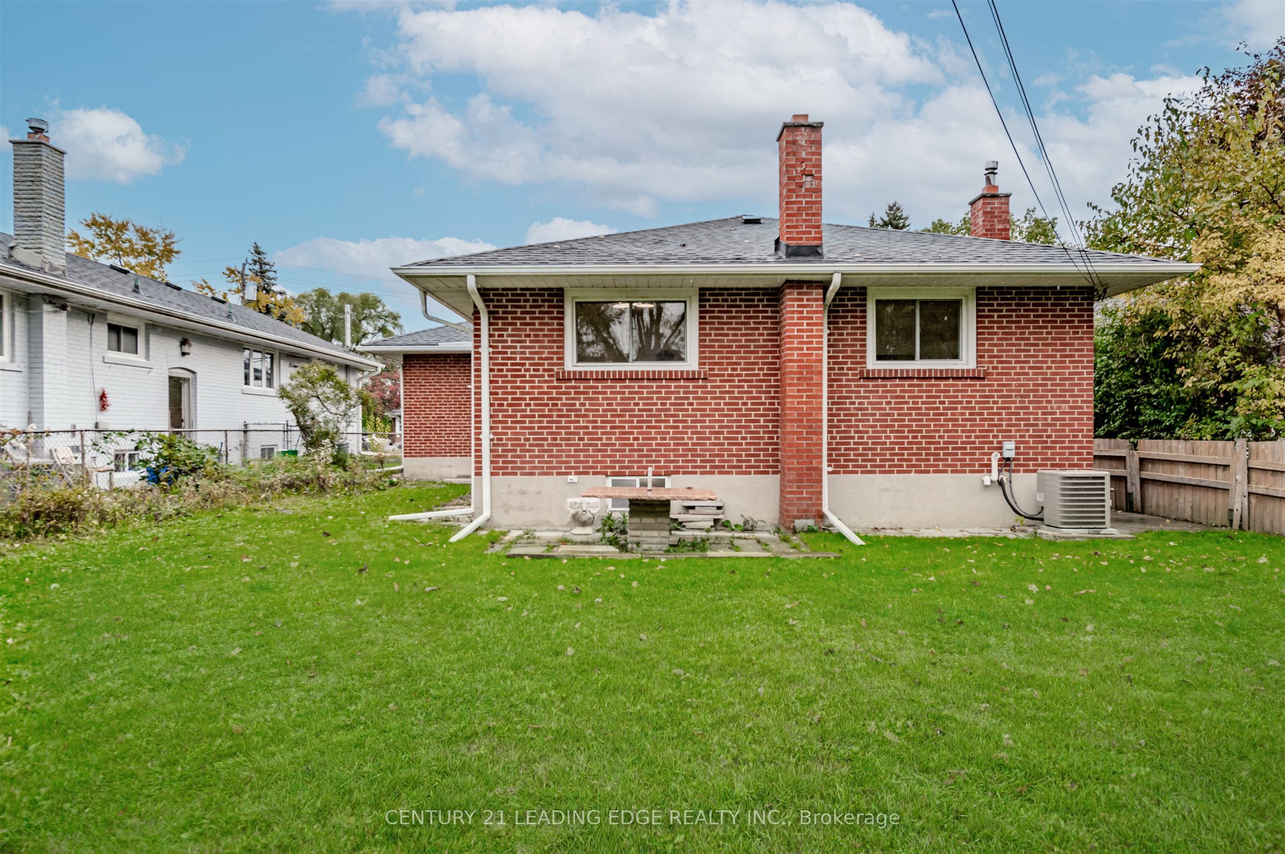 112 Wyndcliff Crescent Property Photo 38