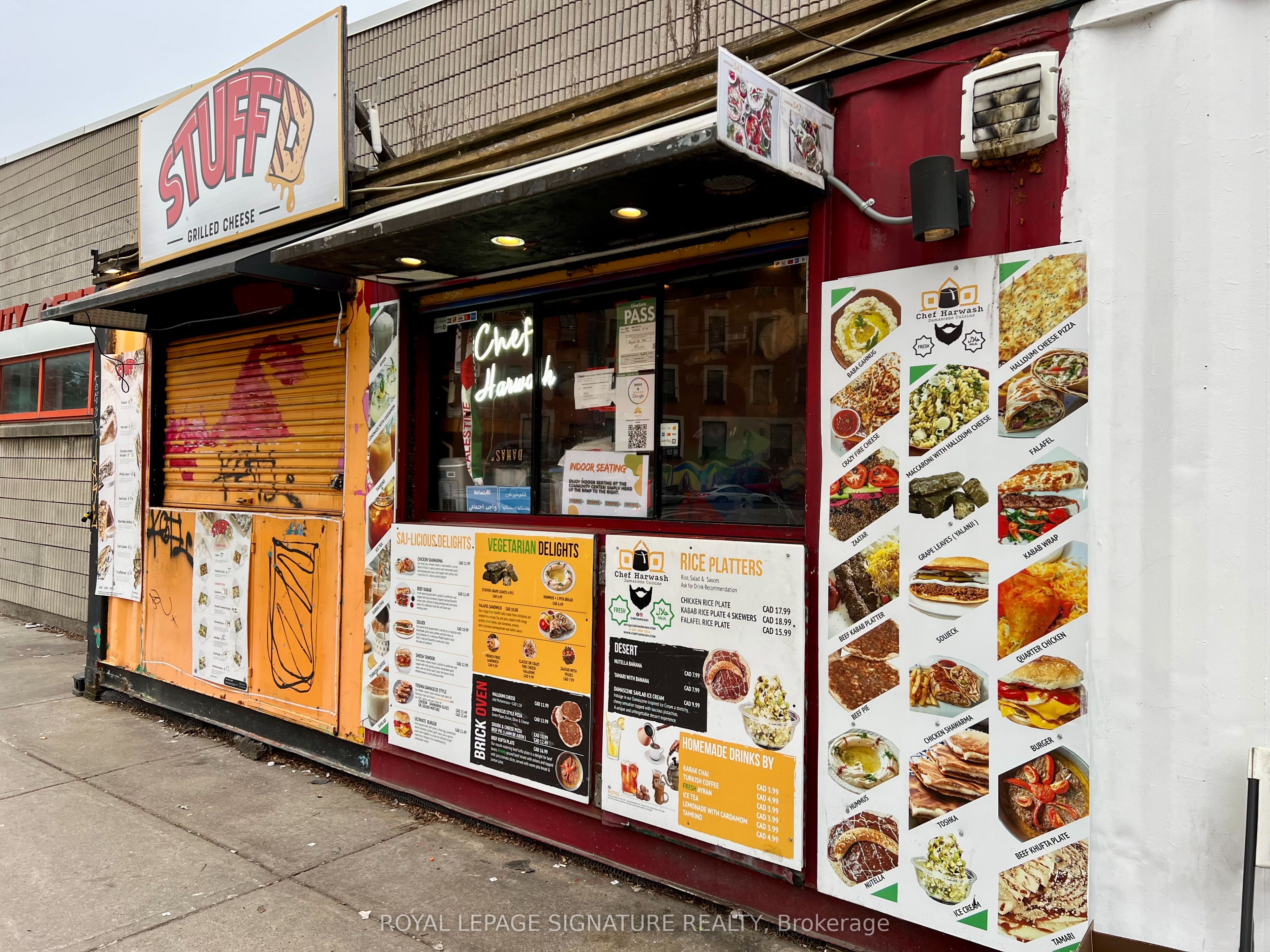 707 Dundas Street W Property Photo 4