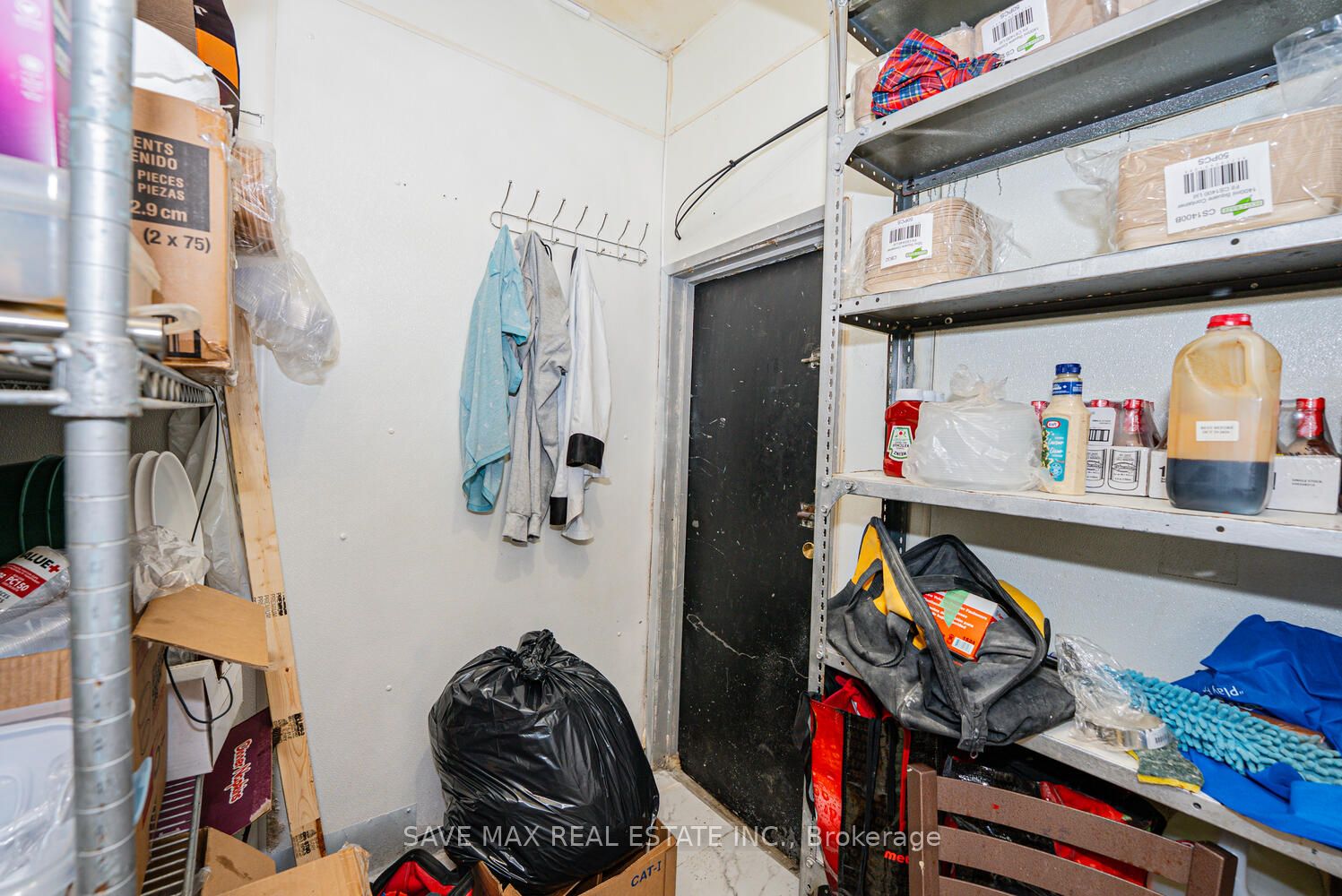 656 Spadina Avenue Property Photo 15