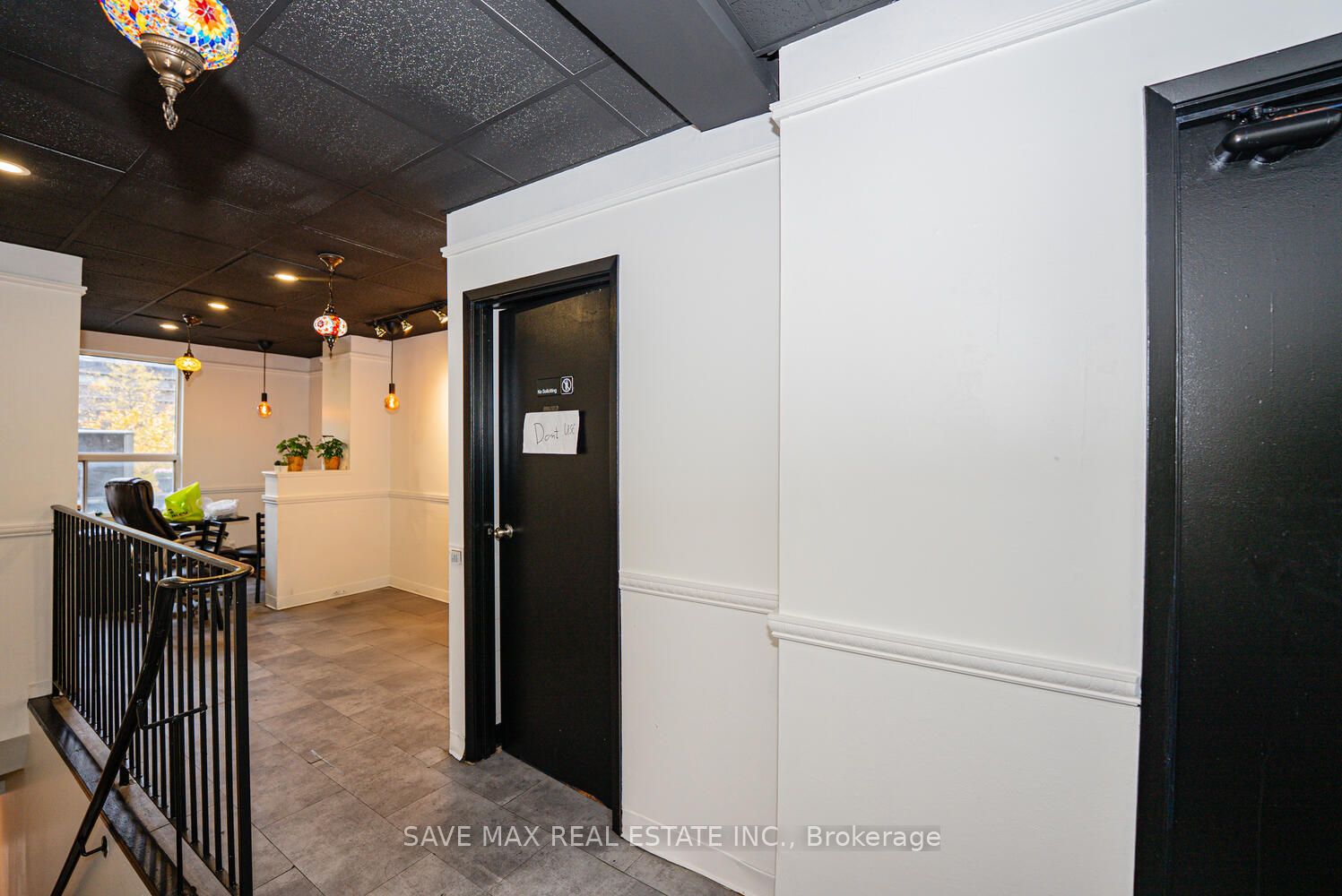 656 Spadina Avenue Property Photo 19