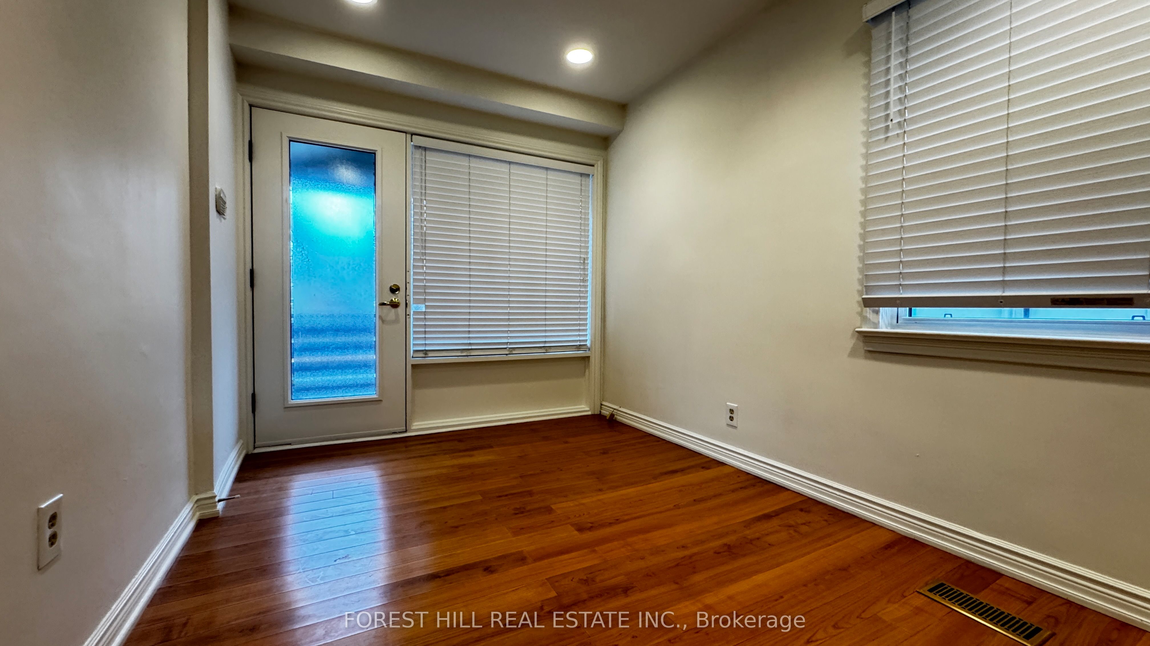 168 Sheppard Avenue W Property Photo 3