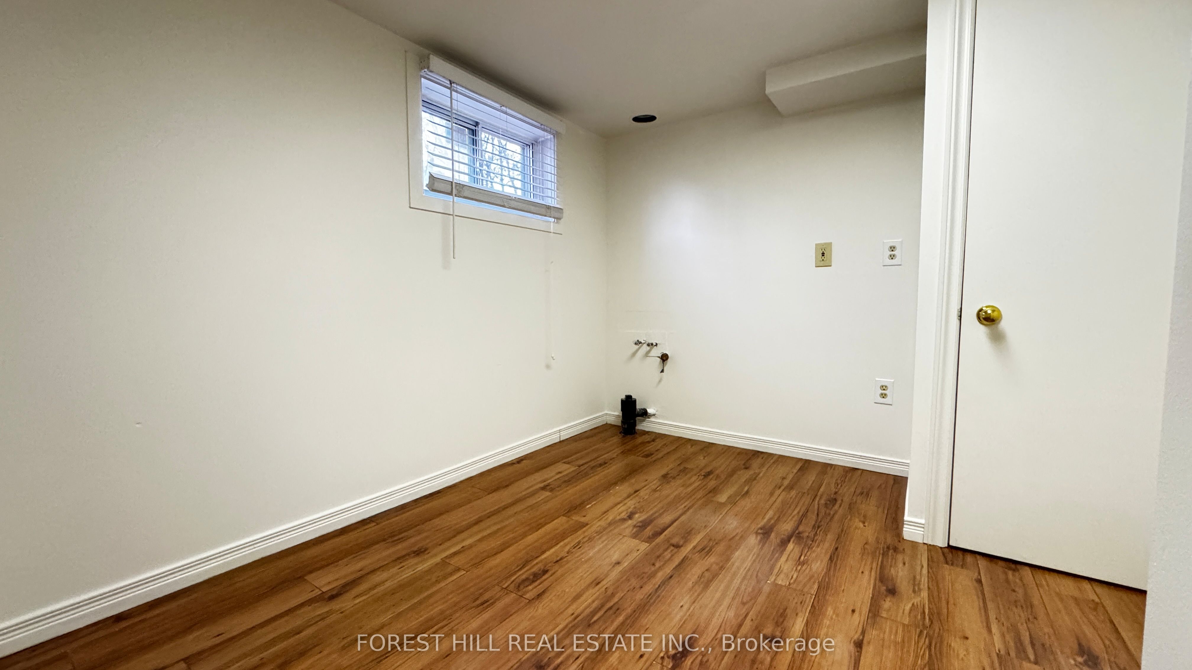 168 Sheppard Avenue W Property Photo 17