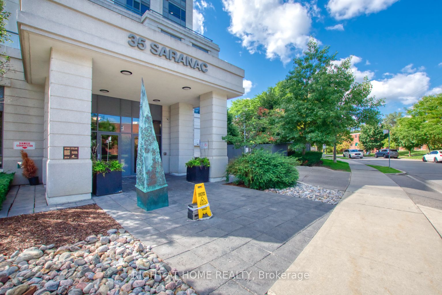 35 Saranac Boulevard 827 Property Photo 25
