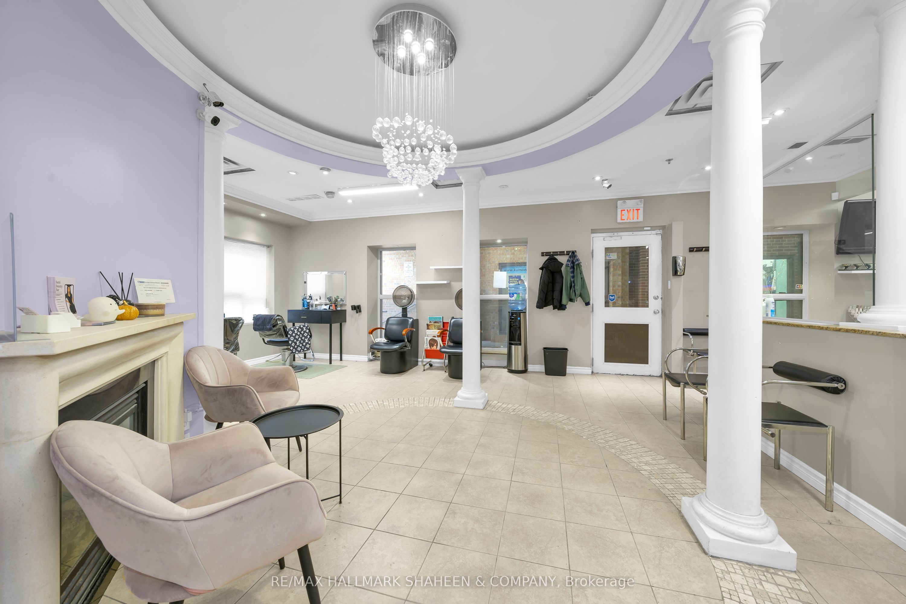 4823 Leslie Street Property Photo 13