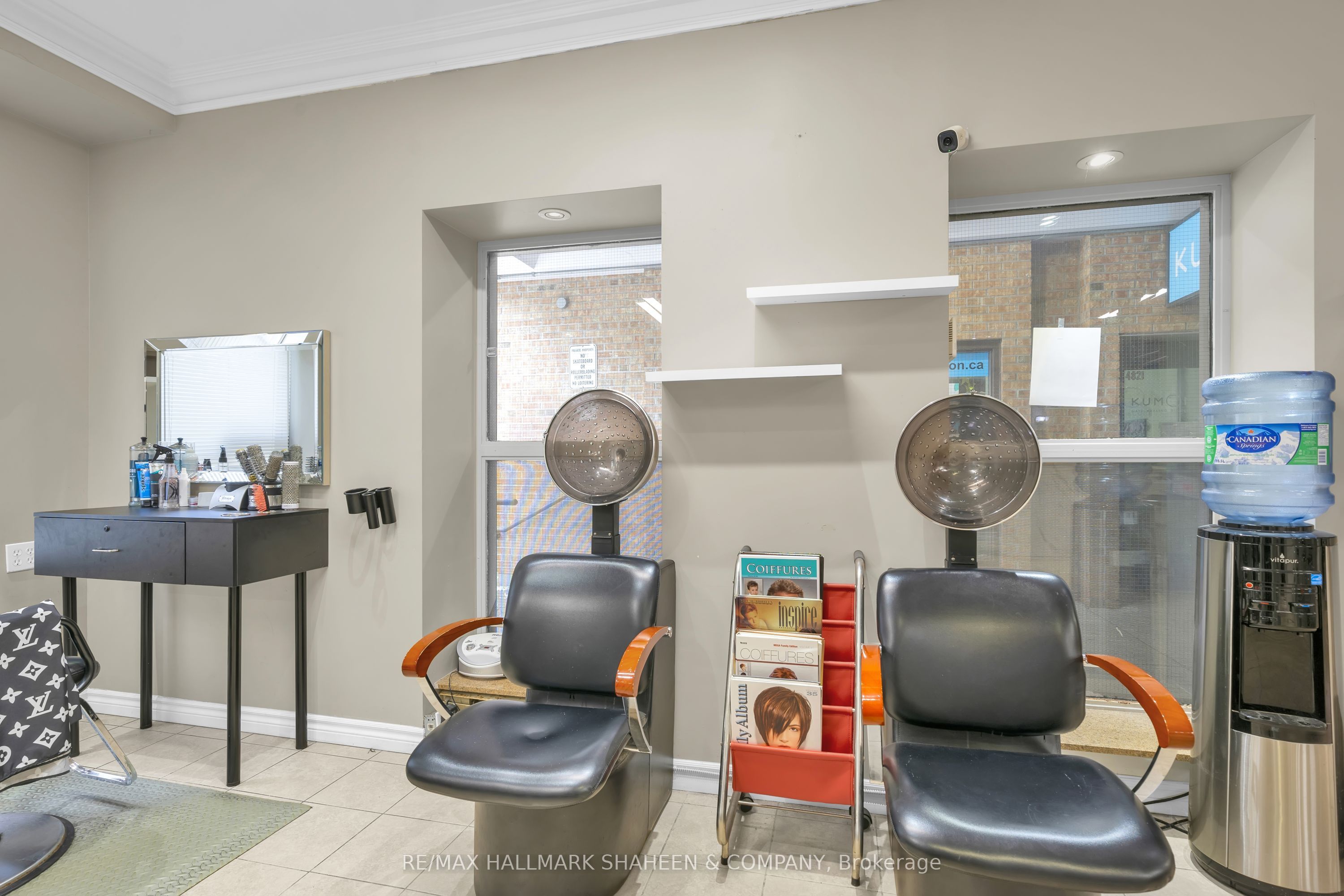 4823 Leslie Street Property Photo 15