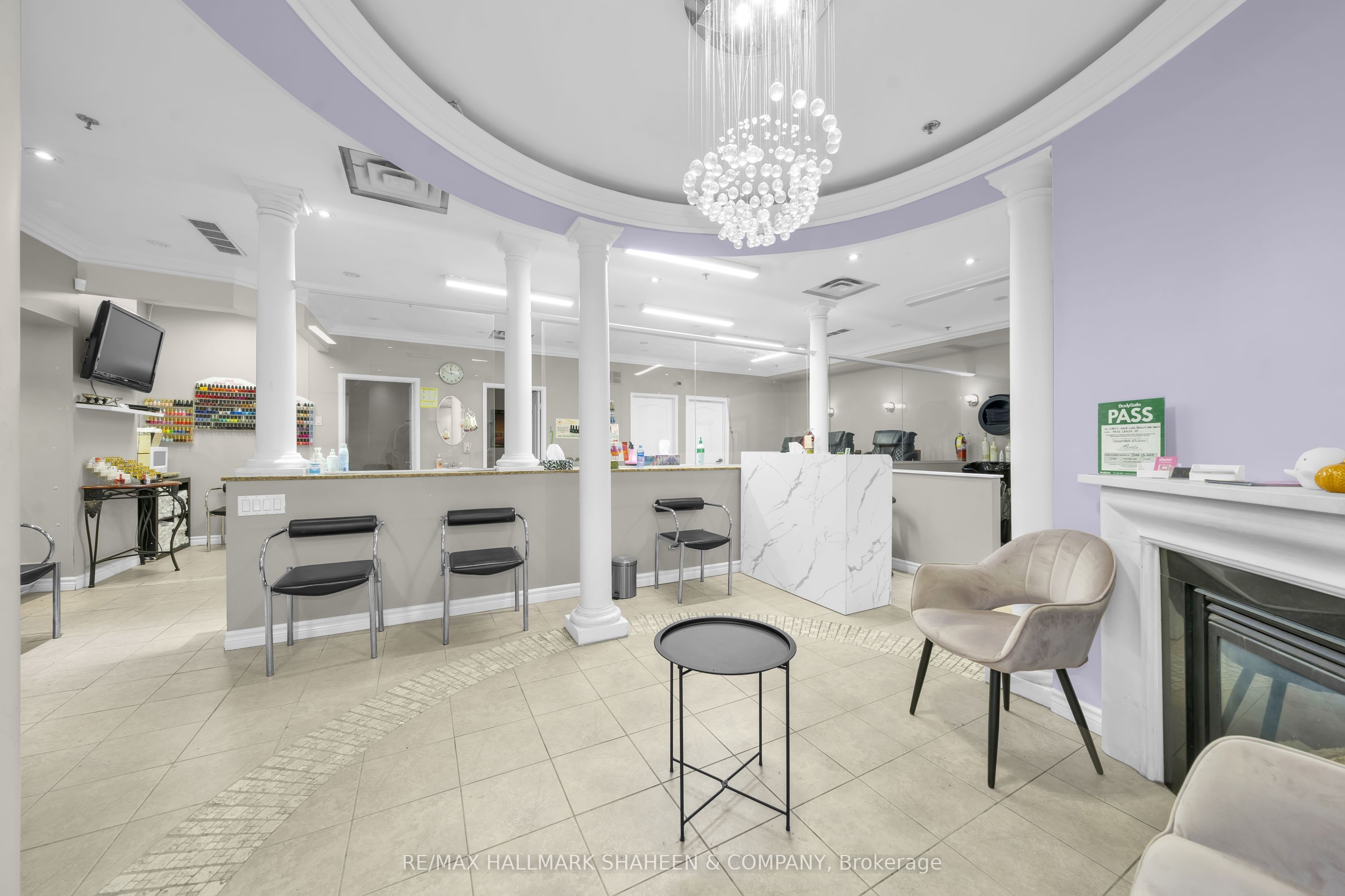 4823 Leslie Street Property Photo 19