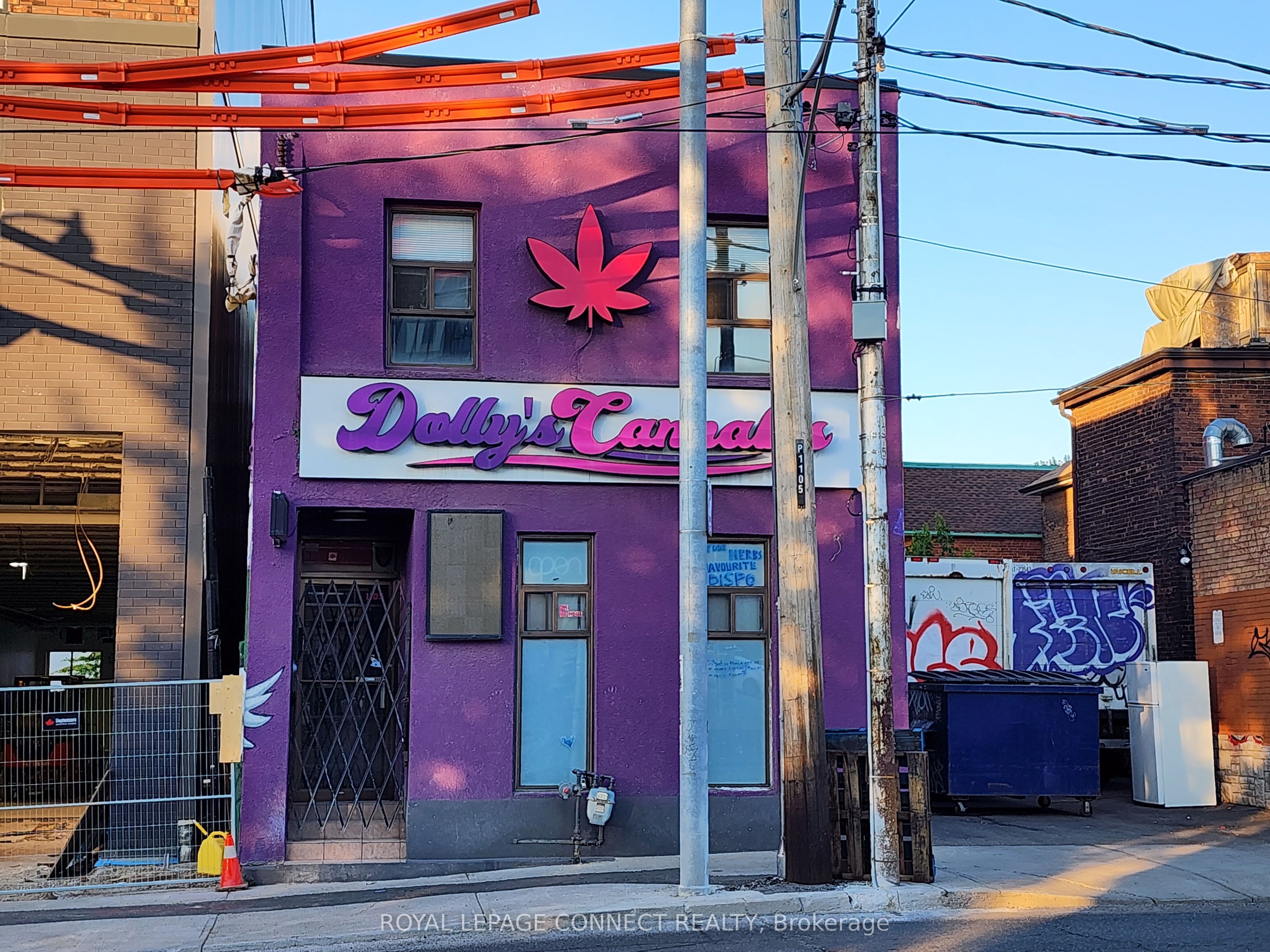 1105 Bathurst Street Property Photo 2