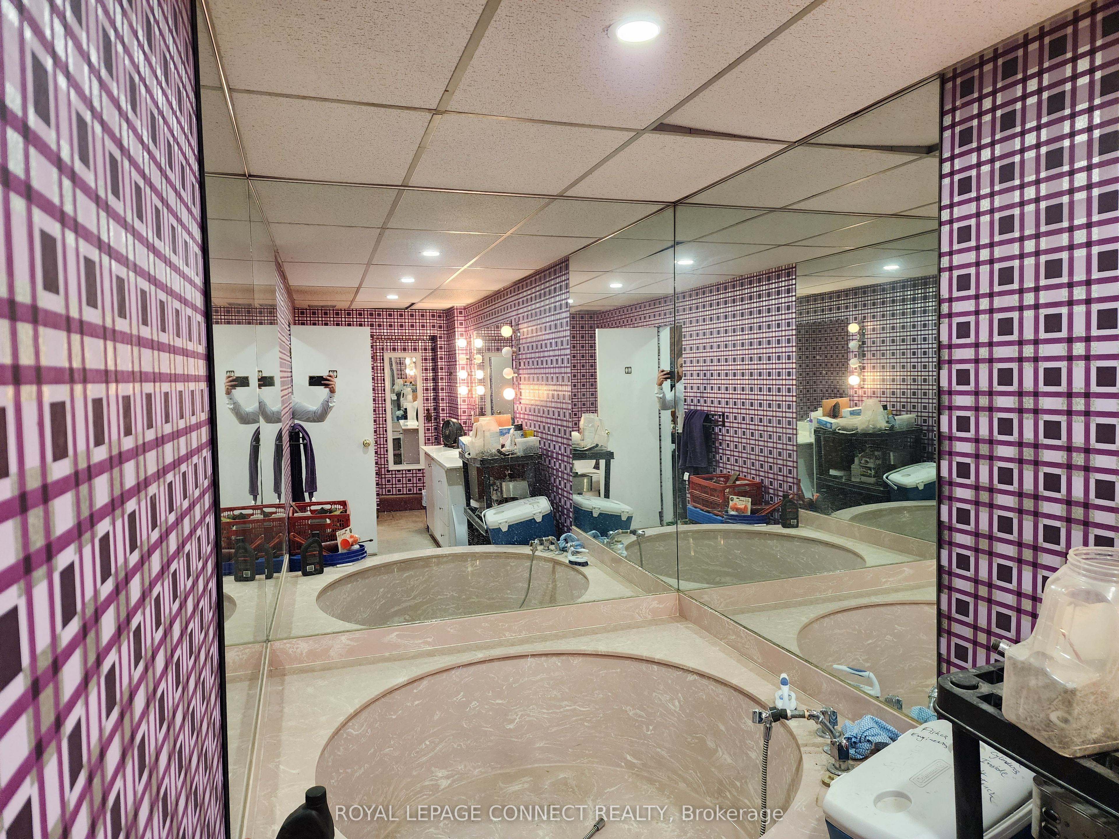 1105 Bathurst Street Property Photo 15