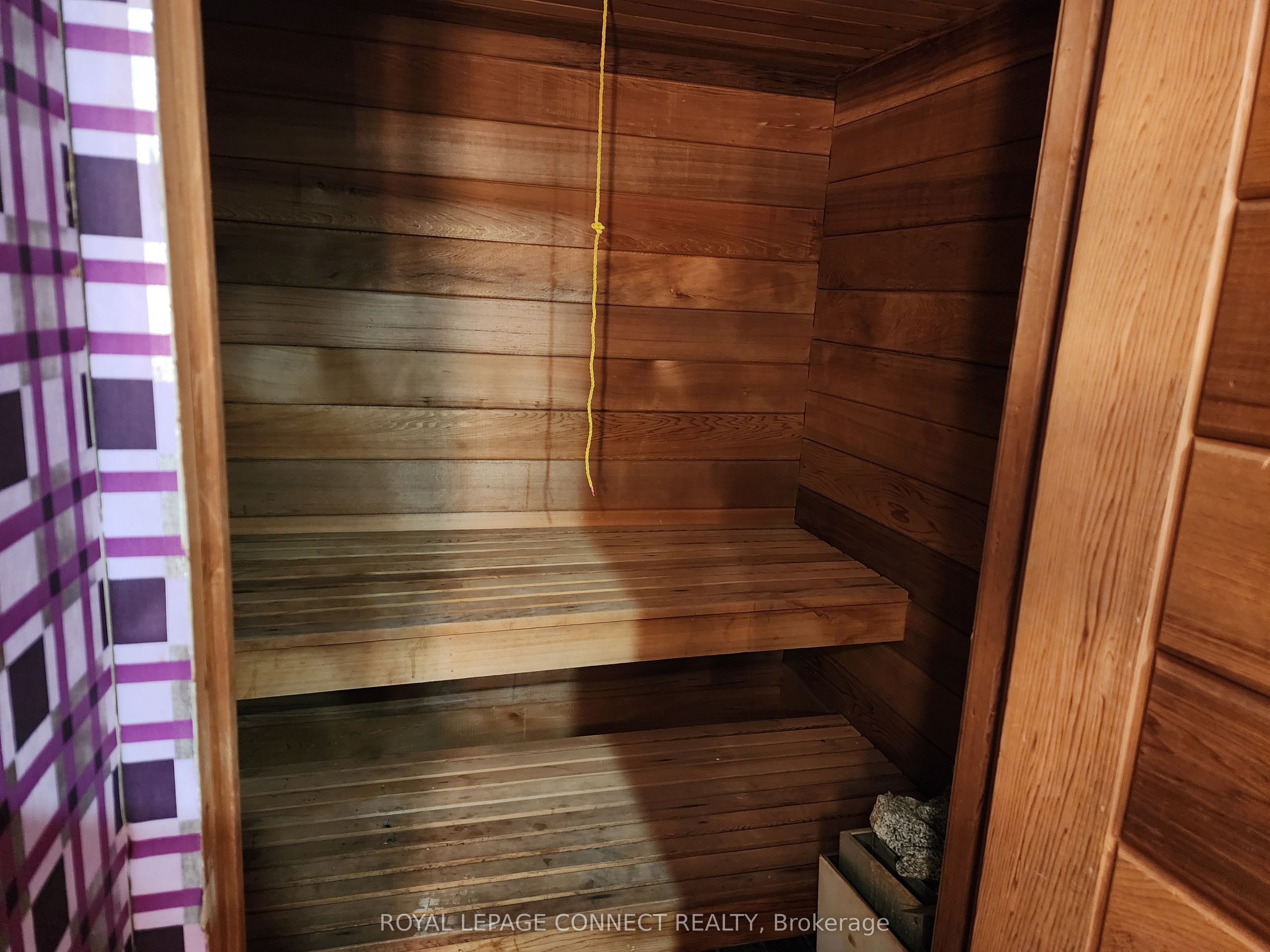 1105 Bathurst Street Property Photo 16