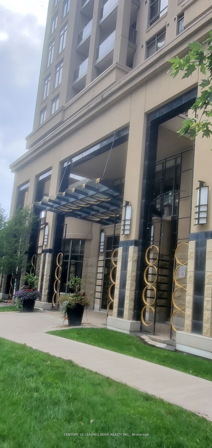 18 Kenaston Gardens 212 Property Photo 4