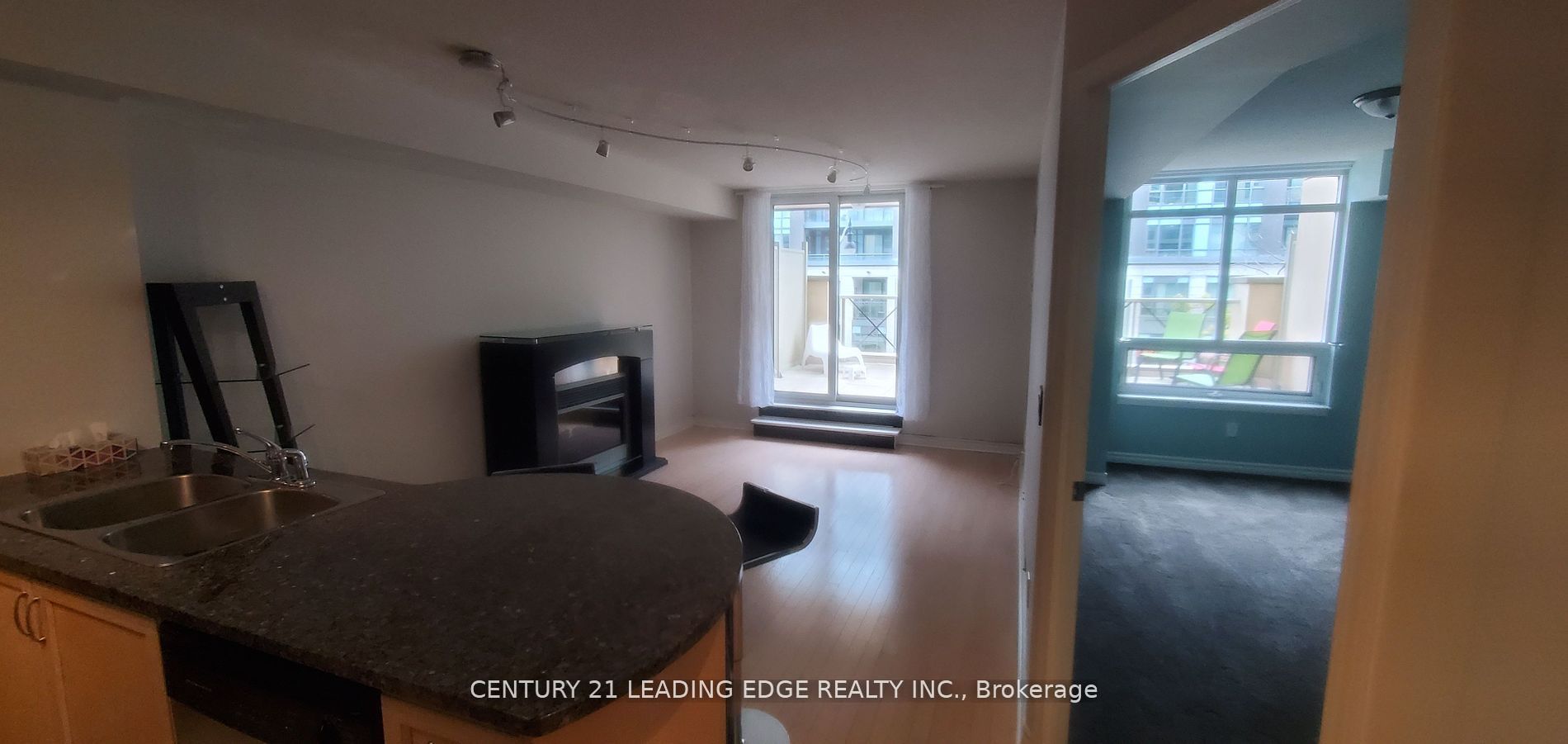 18 Kenaston Gardens 212 Property Photo 5